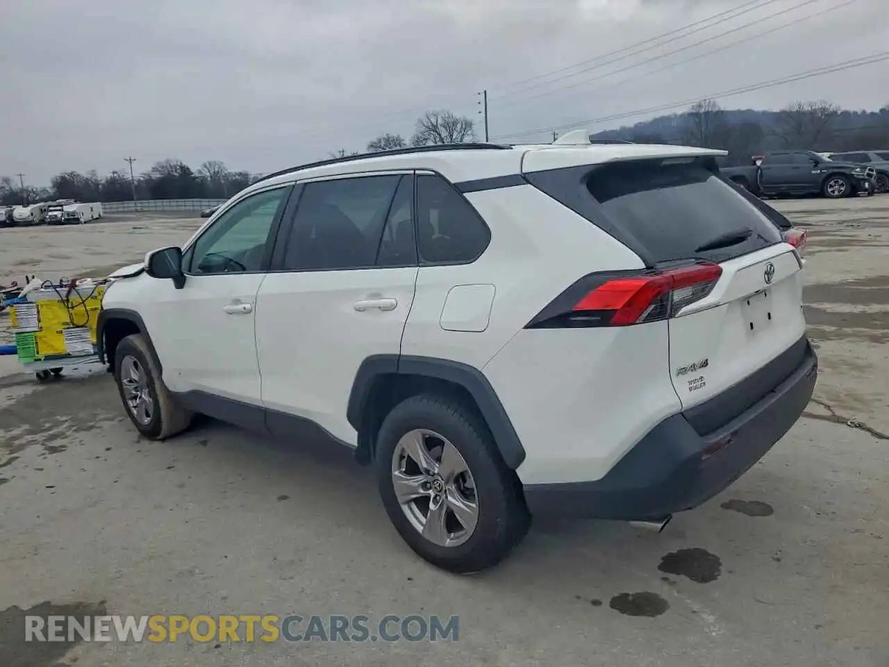 2 Photograph of a damaged car 2T3W1RFV7PW258455 TOYOTA RAV4 2023