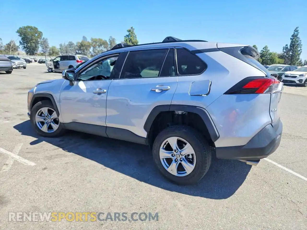 2 fotografías del automóvil dañado 2T3W1RFV8PC225501 TOYOTA RAV4 2023