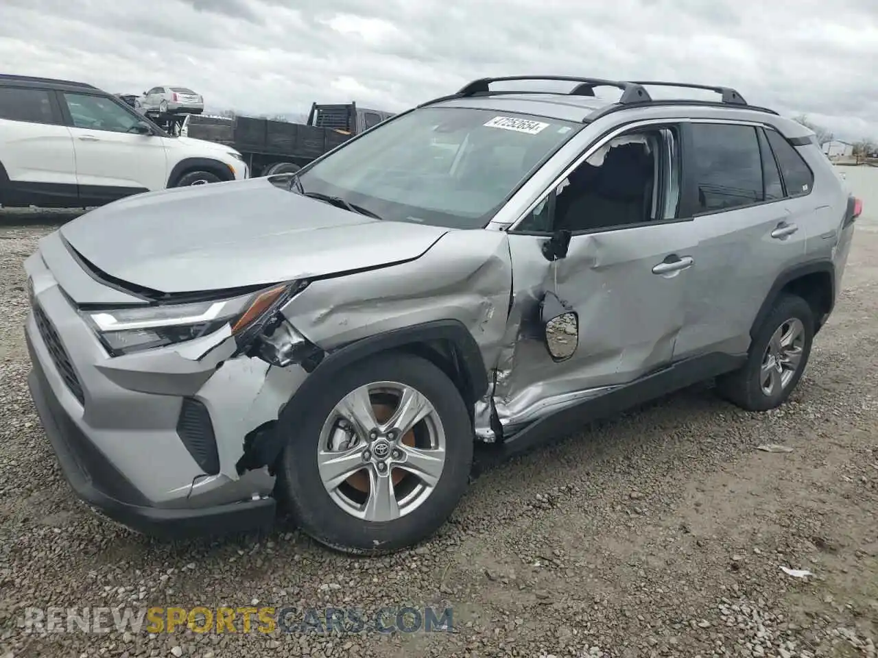 1 Photograph of a damaged car 2T3W1RFV8PC232920 TOYOTA RAV4 2023