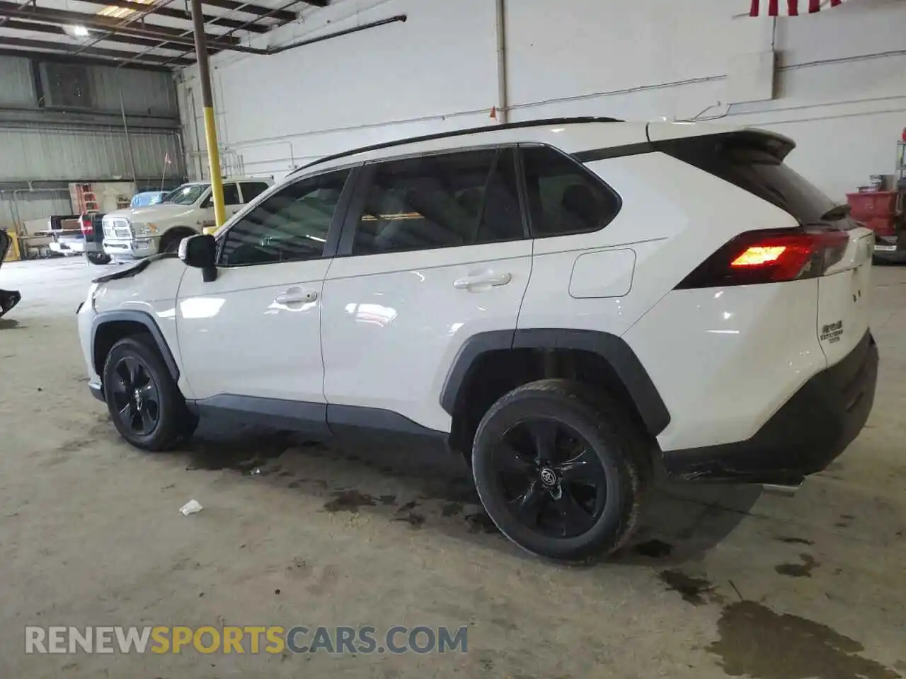 2 Photograph of a damaged car 2T3W1RFVXPC215858 TOYOTA RAV4 2023