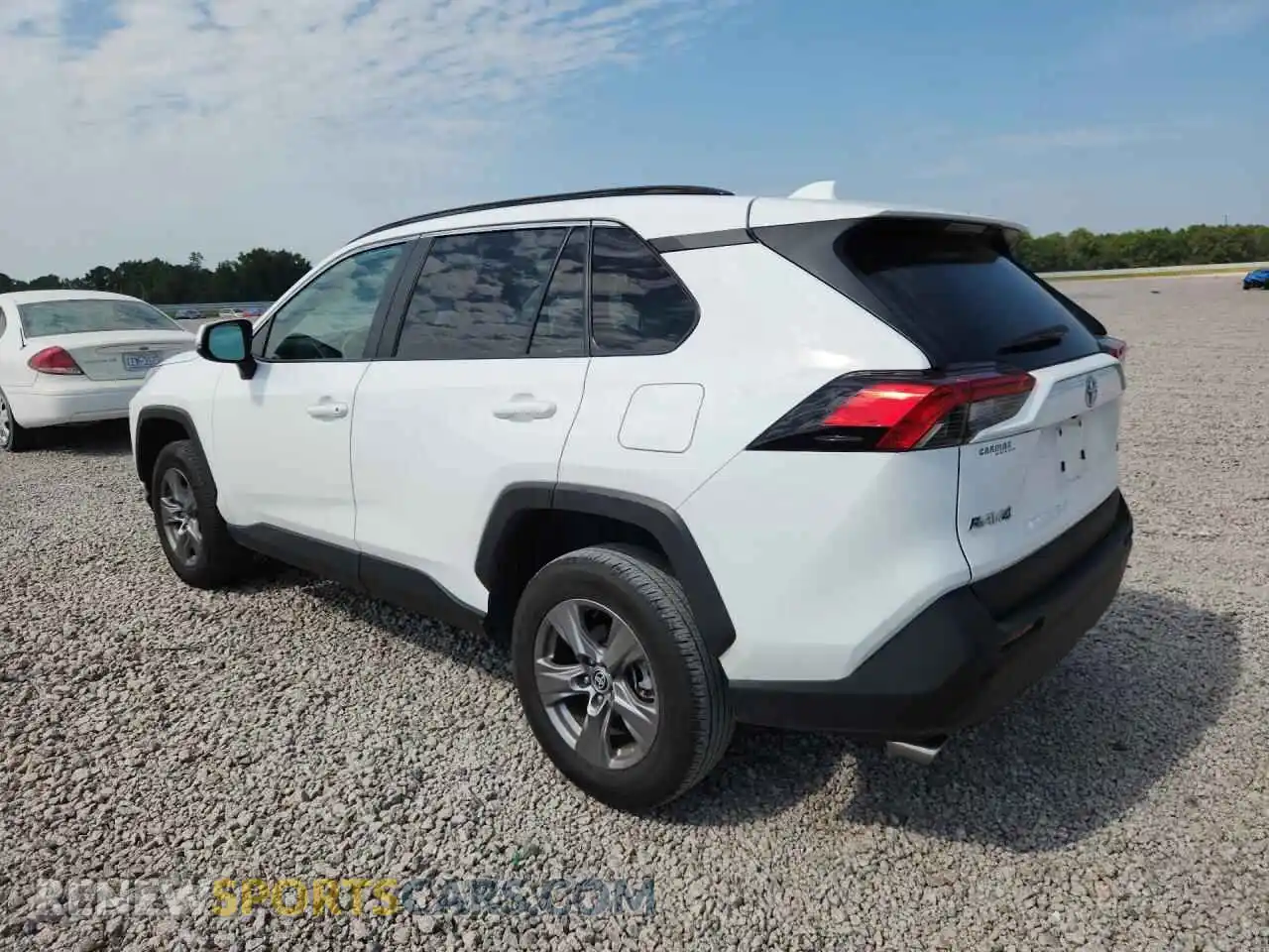 2 Photograph of a damaged car 2T3W1RFVXPC250321 TOYOTA RAV4 2023