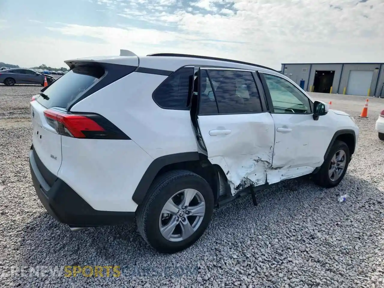 3 Photograph of a damaged car 2T3W1RFVXPC250321 TOYOTA RAV4 2023