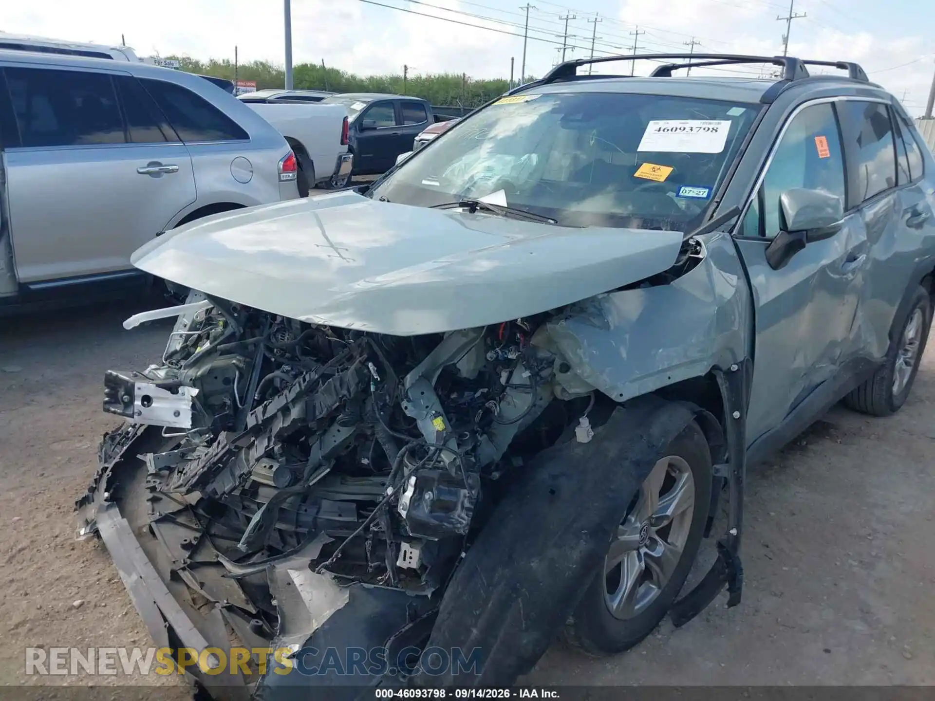 2 Photograph of a damaged car 2T3W1RFVXPW287772 TOYOTA RAV4 2023
