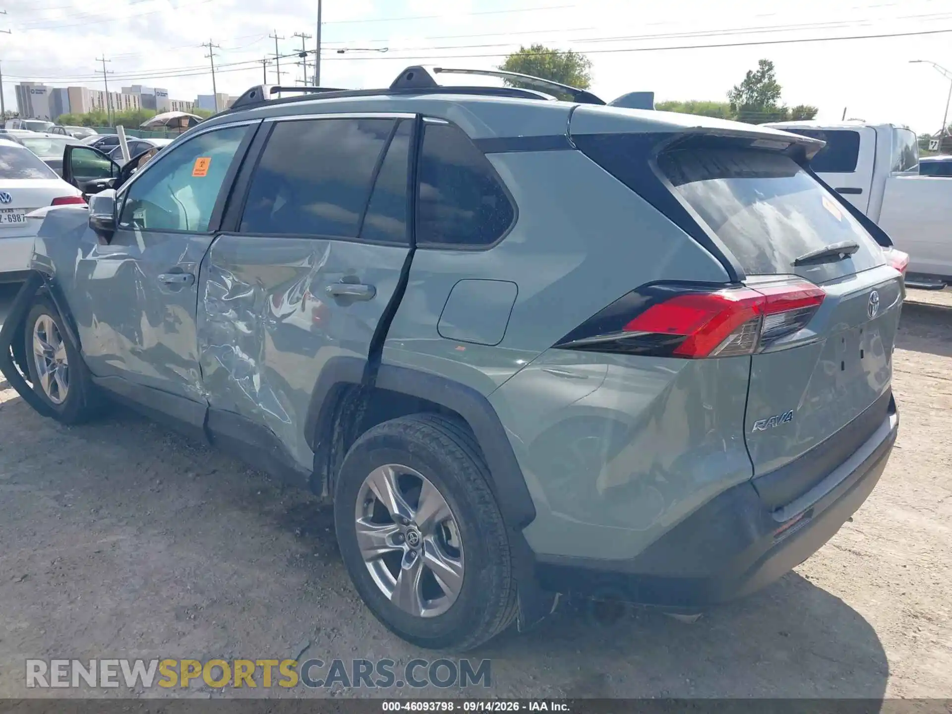 3 Photograph of a damaged car 2T3W1RFVXPW287772 TOYOTA RAV4 2023