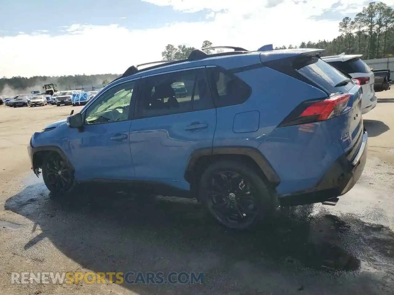 2 Photograph of a damaged car JTM16RFV3PJ025313 TOYOTA RAV4 2023