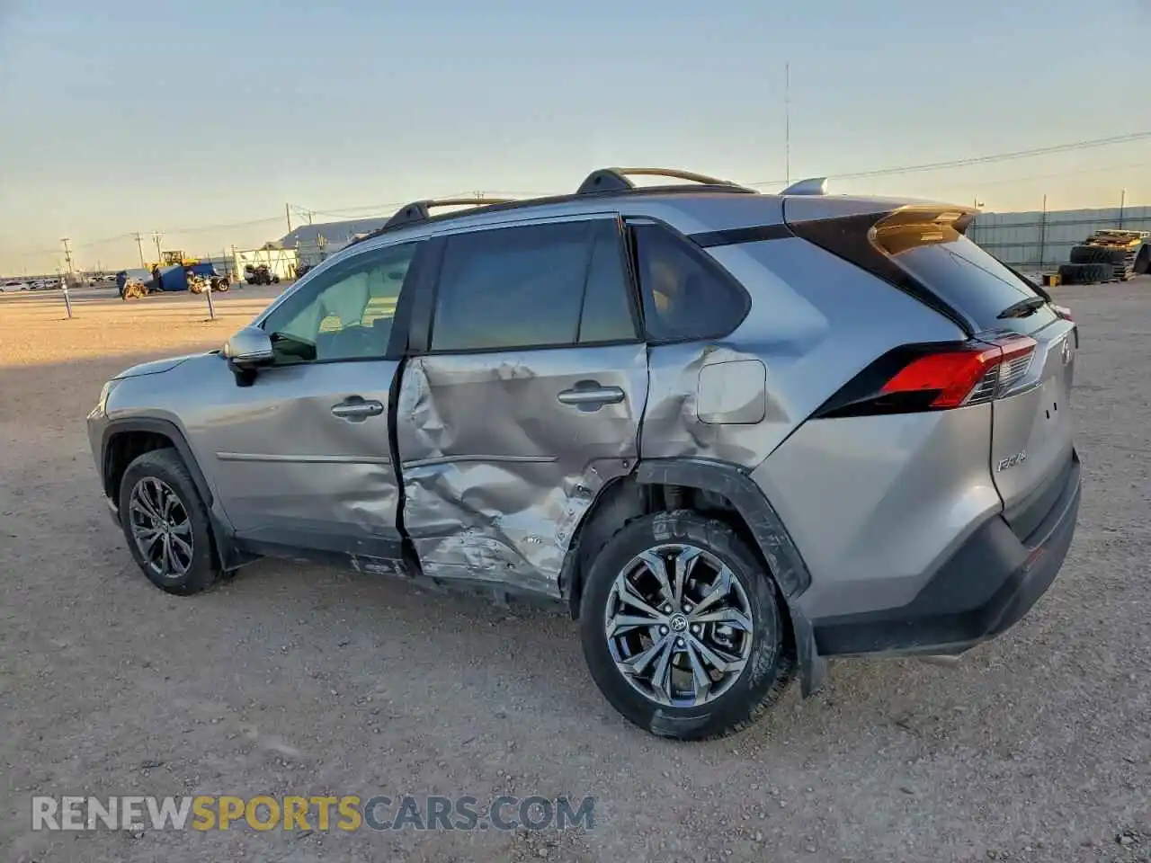2 fotografías del automóvil dañado JTMB6RFV2PD099955 TOYOTA RAV4 2023