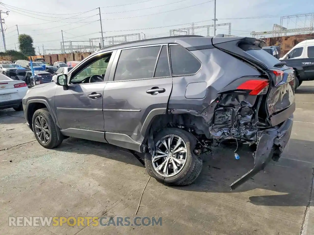 2 fotografías del automóvil dañado JTMB6RFV8PD084957 TOYOTA RAV4 2023