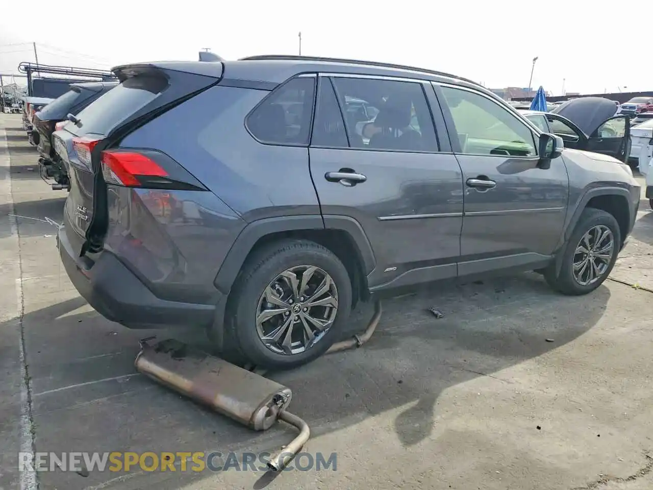 3 fotografías del automóvil dañado JTMB6RFV8PD084957 TOYOTA RAV4 2023