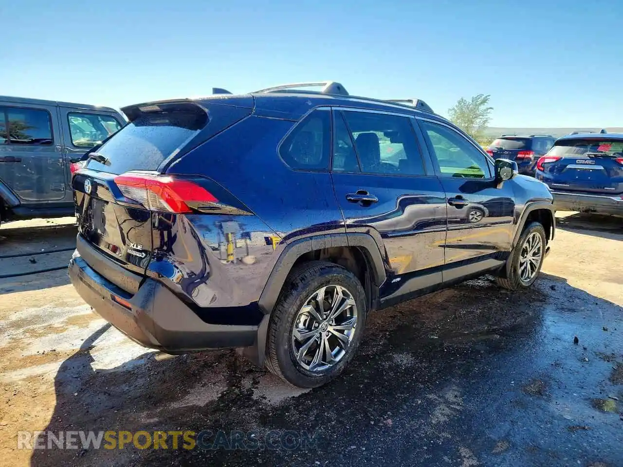 3 Photograph of a damaged car JTMB6RFV9PD102947 TOYOTA RAV4 2023