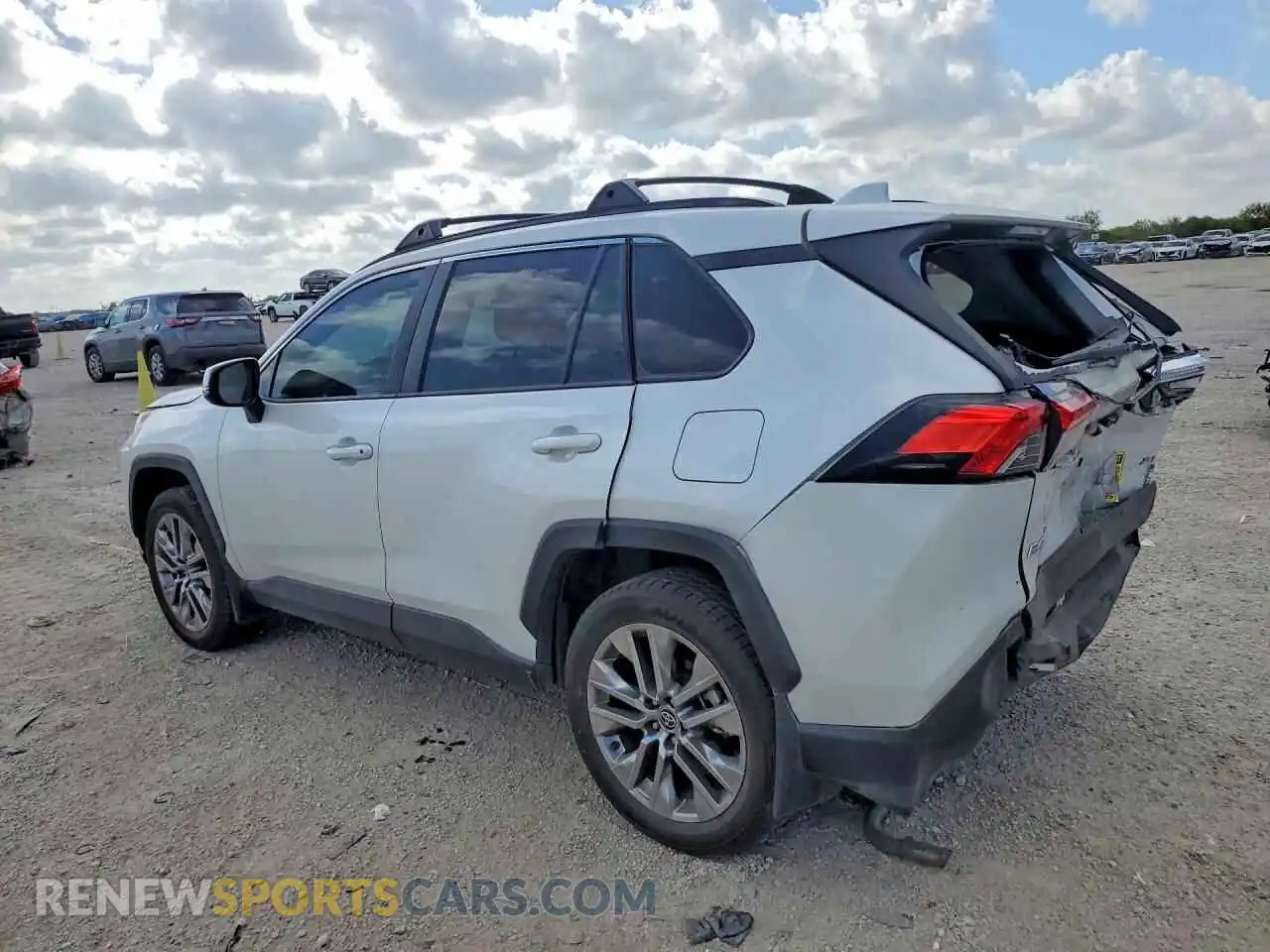 2 Photograph of a damaged car JTMC1RFV2PD101710 TOYOTA RAV4 2023