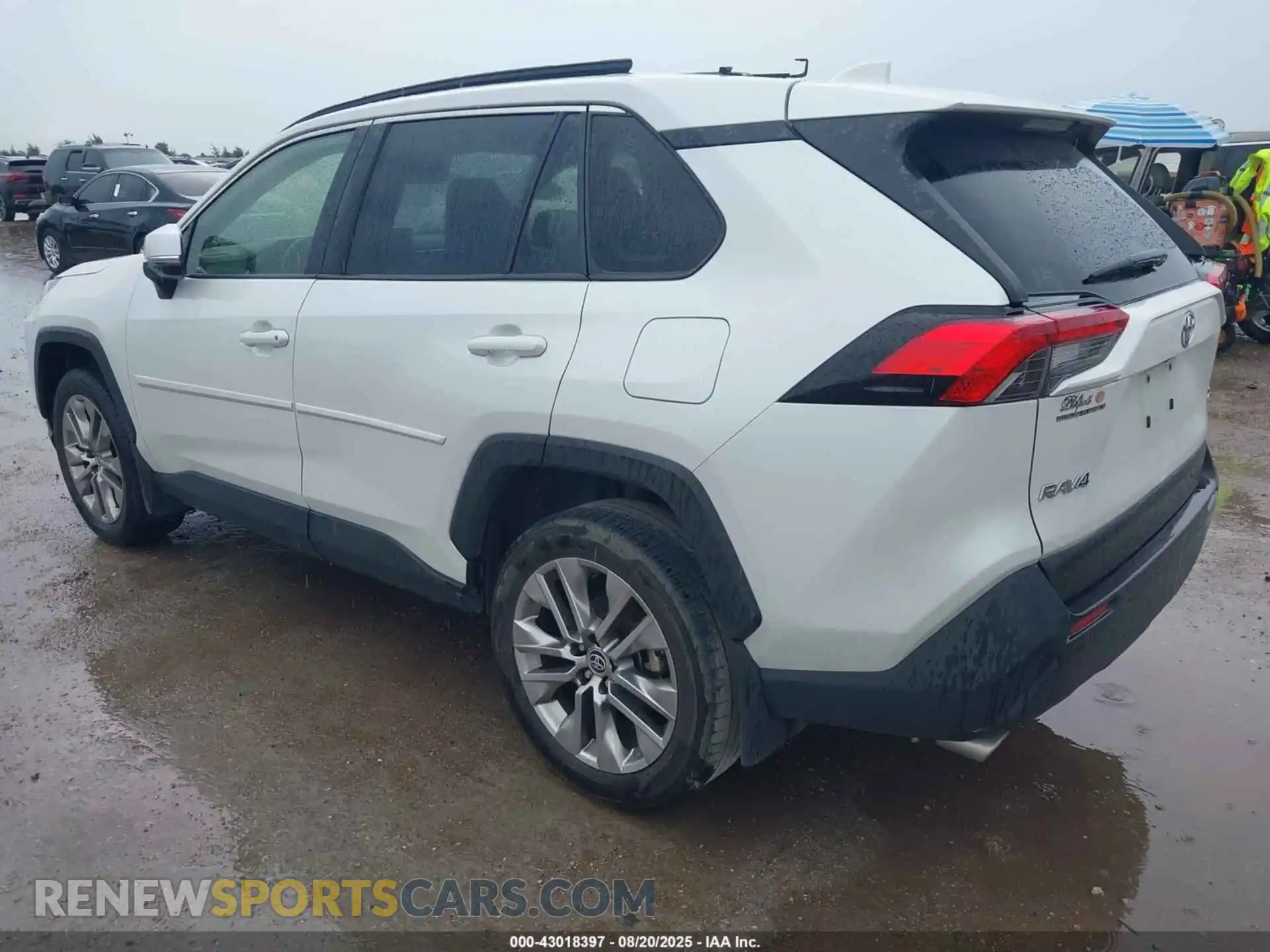 3 Photograph of a damaged car JTMC1RFV3PD098204 TOYOTA RAV4 2023