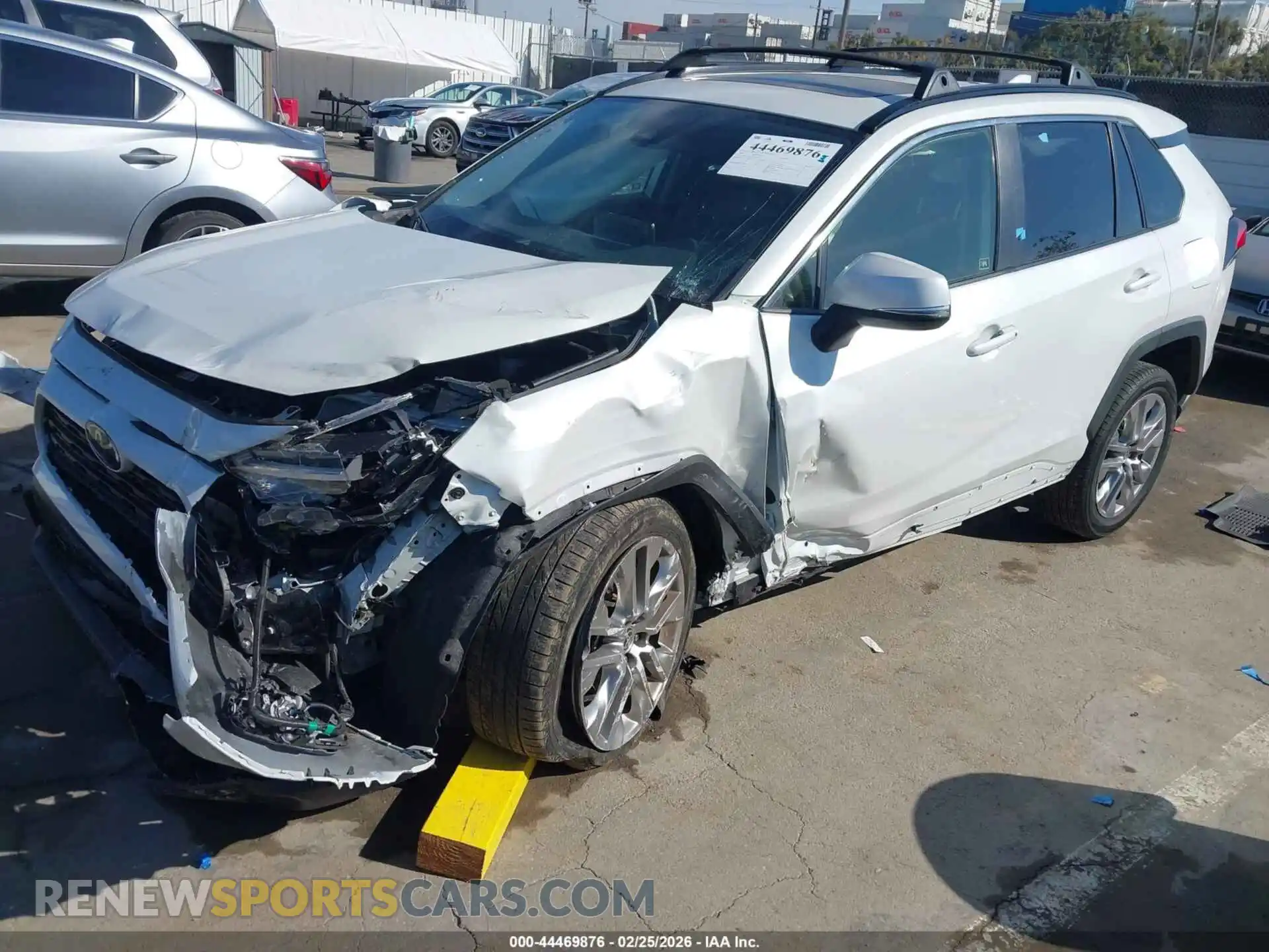 2 Photograph of a damaged car JTMC1RFV7PD099162 TOYOTA RAV4 2023
