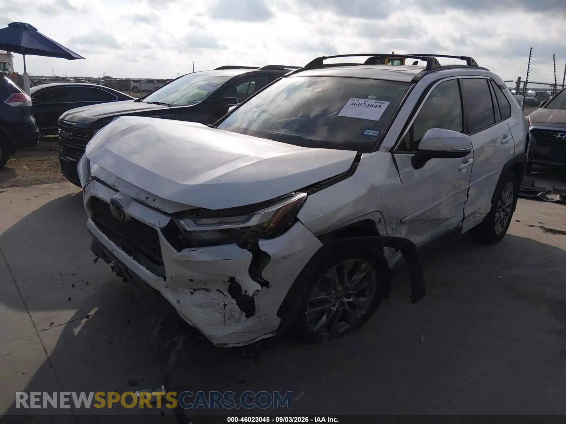 2 fotografías del automóvil dañado JTMC1RFV7PD112735 TOYOTA RAV4 2023