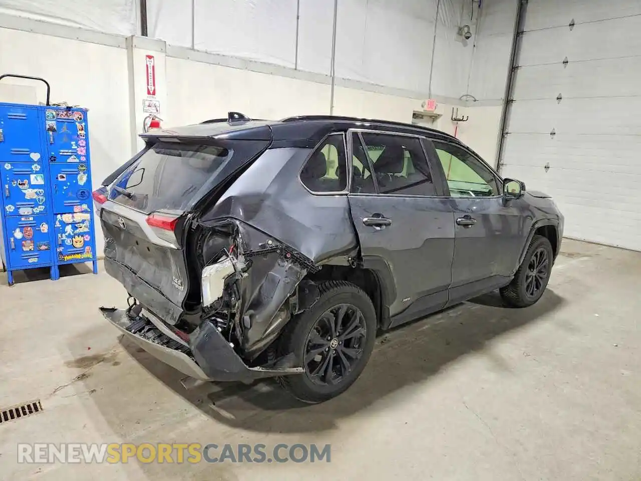 3 Photograph of a damaged car JTME6RFV2PD544370 TOYOTA RAV4 2023
