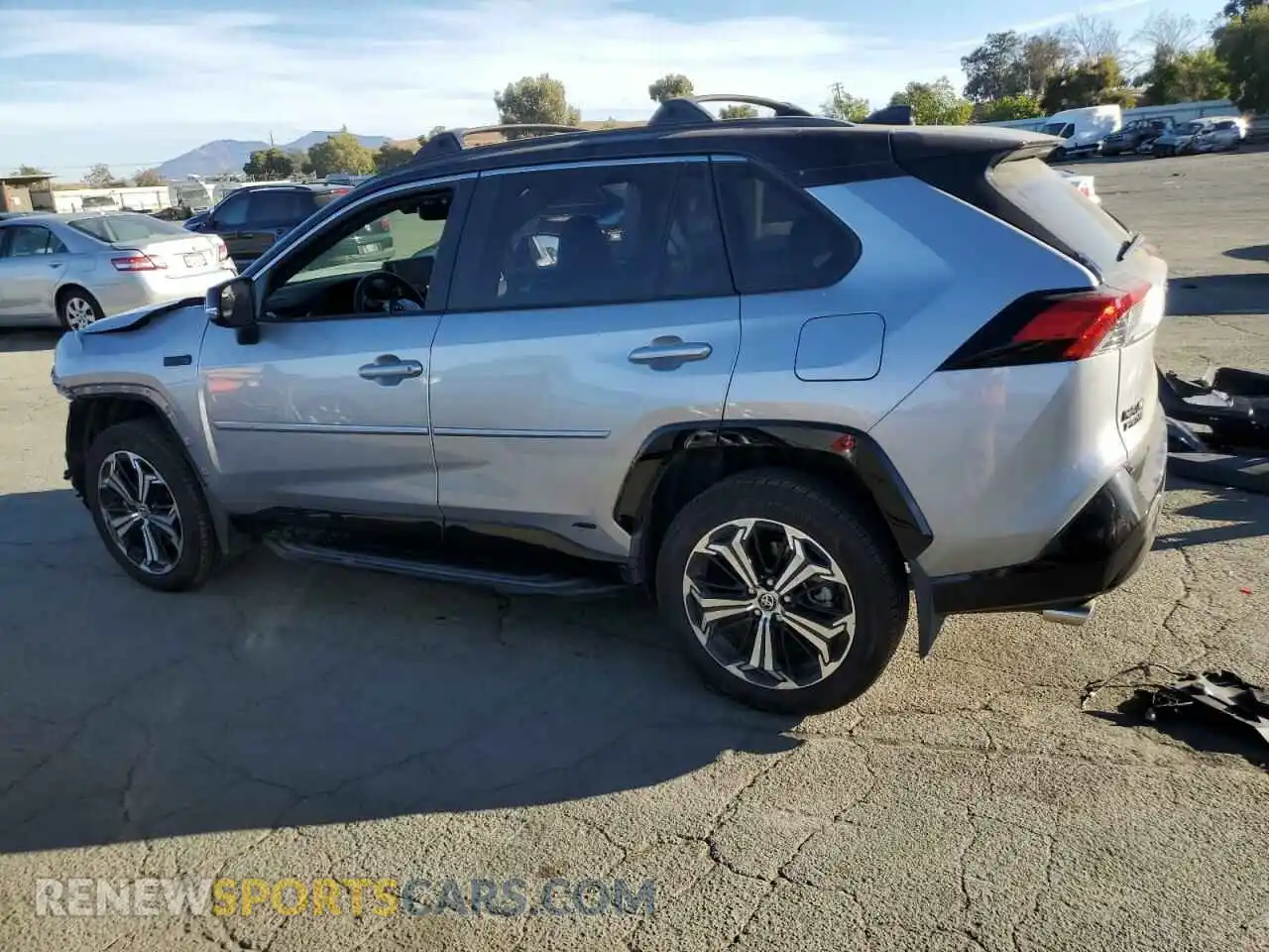 2 Фотография поврежденного автомобиля JTMEB3FV3PD117630 TOYOTA RAV4 2023