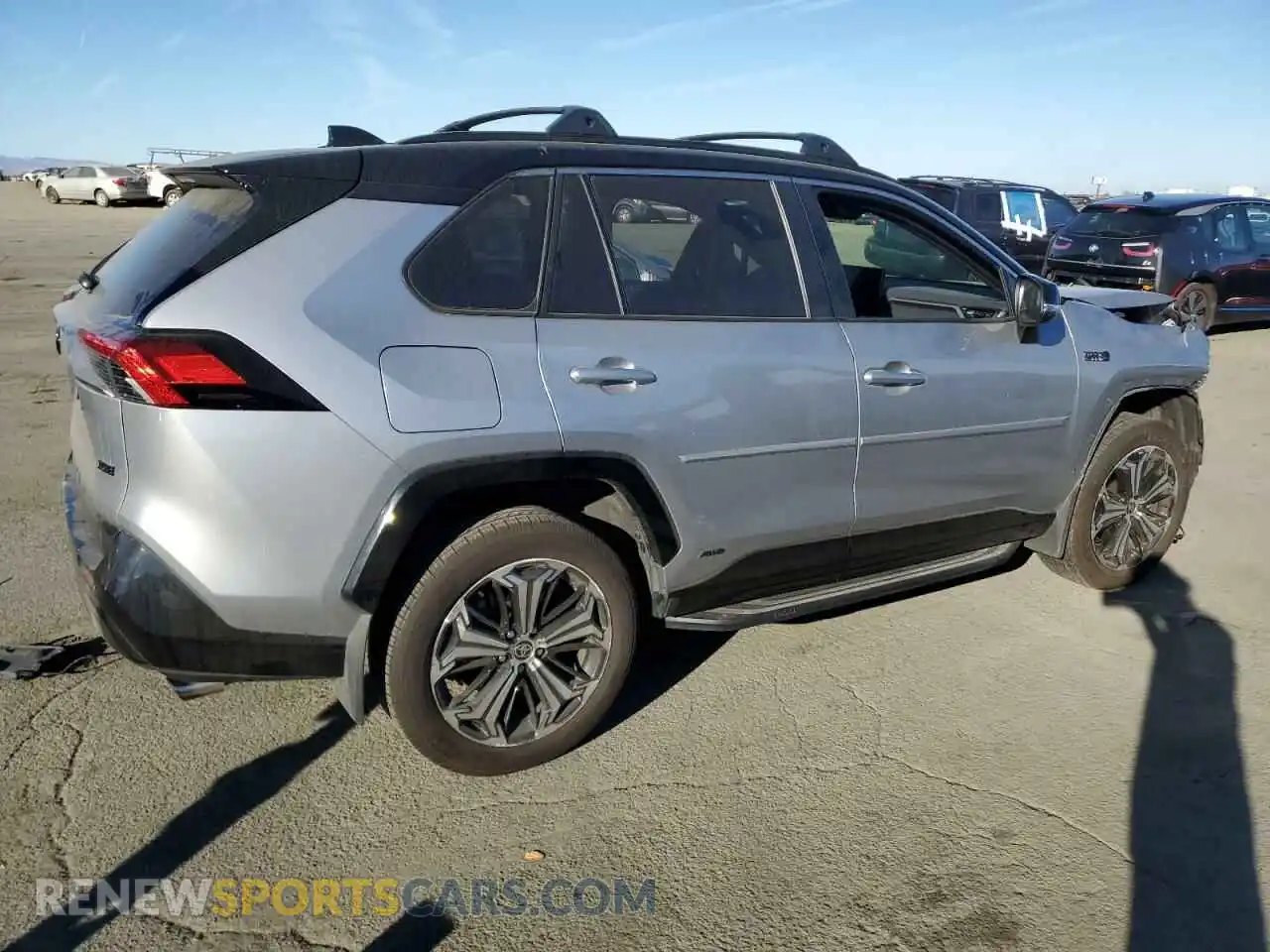 3 Фотография поврежденного автомобиля JTMEB3FV3PD117630 TOYOTA RAV4 2023