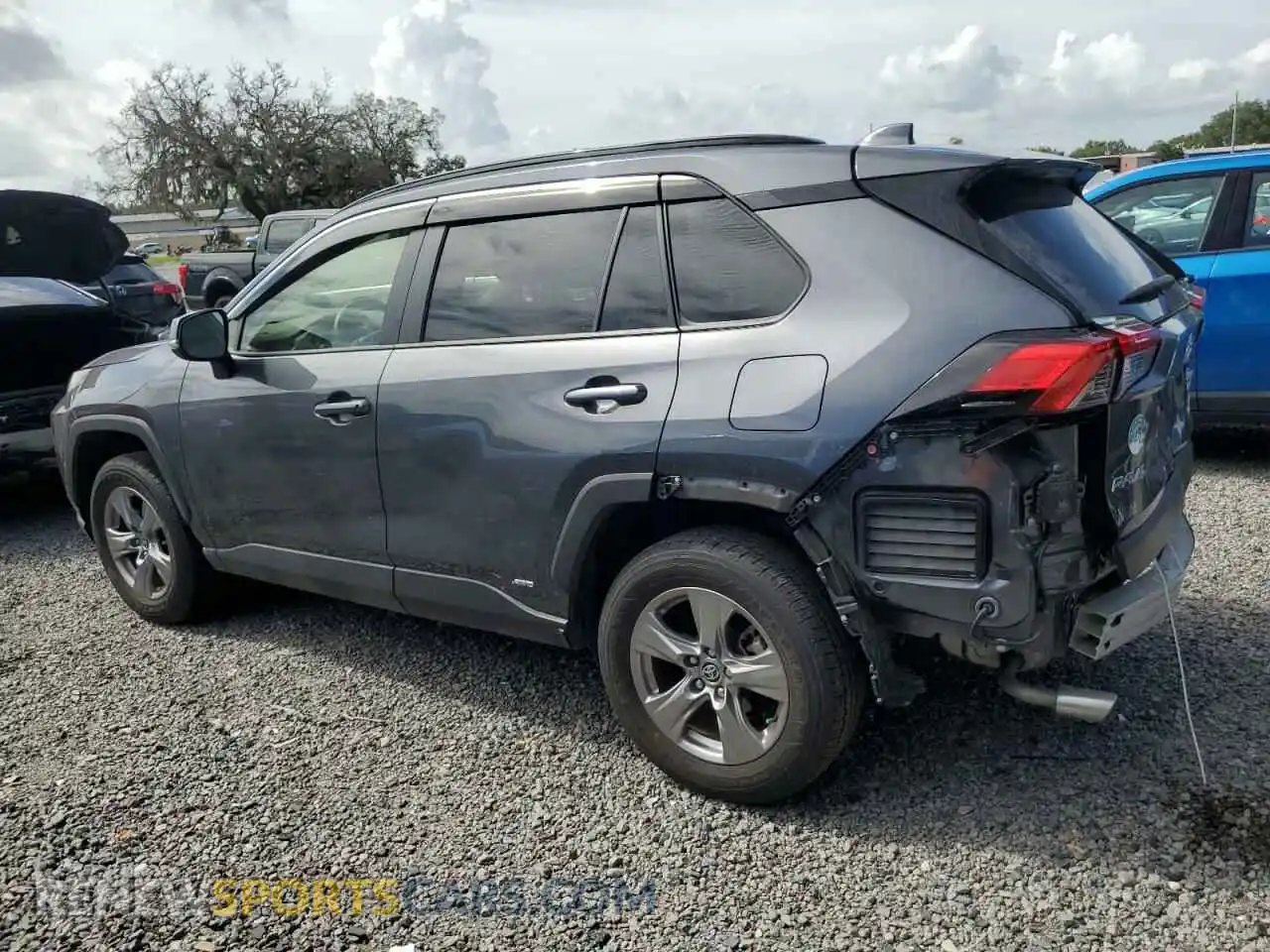 2 Фотография поврежденного автомобиля JTMMWRFV0PD192837 TOYOTA RAV4 2023