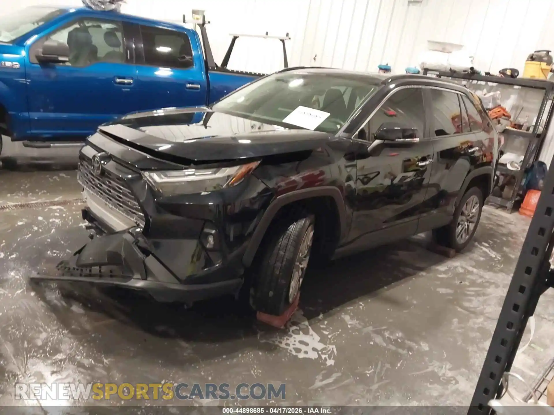 2 Photograph of a damaged car JTMN1RFV1PD102050 TOYOTA RAV4 2023