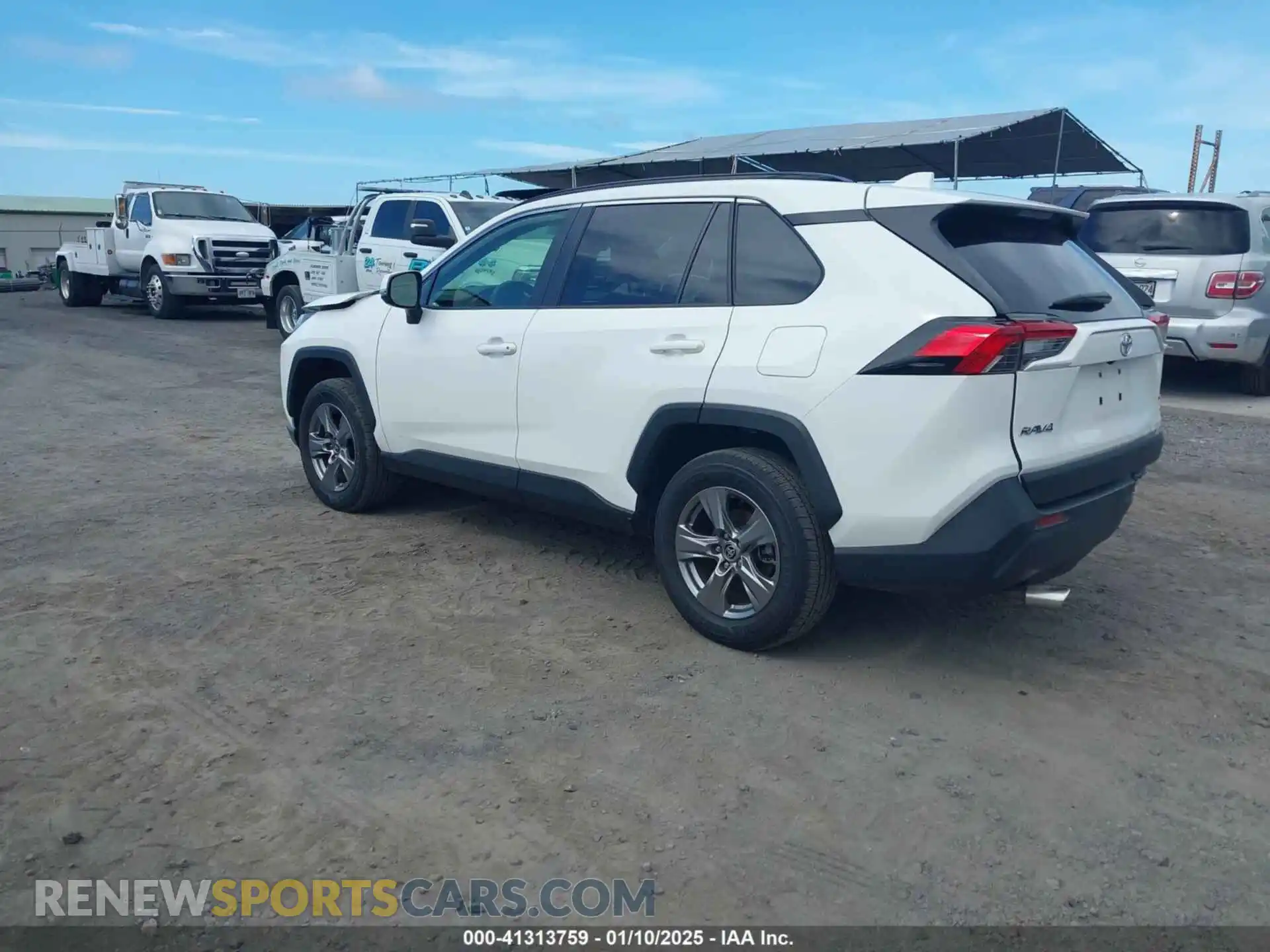 3 Photograph of a damaged car JTMP1RFV0PD099991 TOYOTA RAV4 2023
