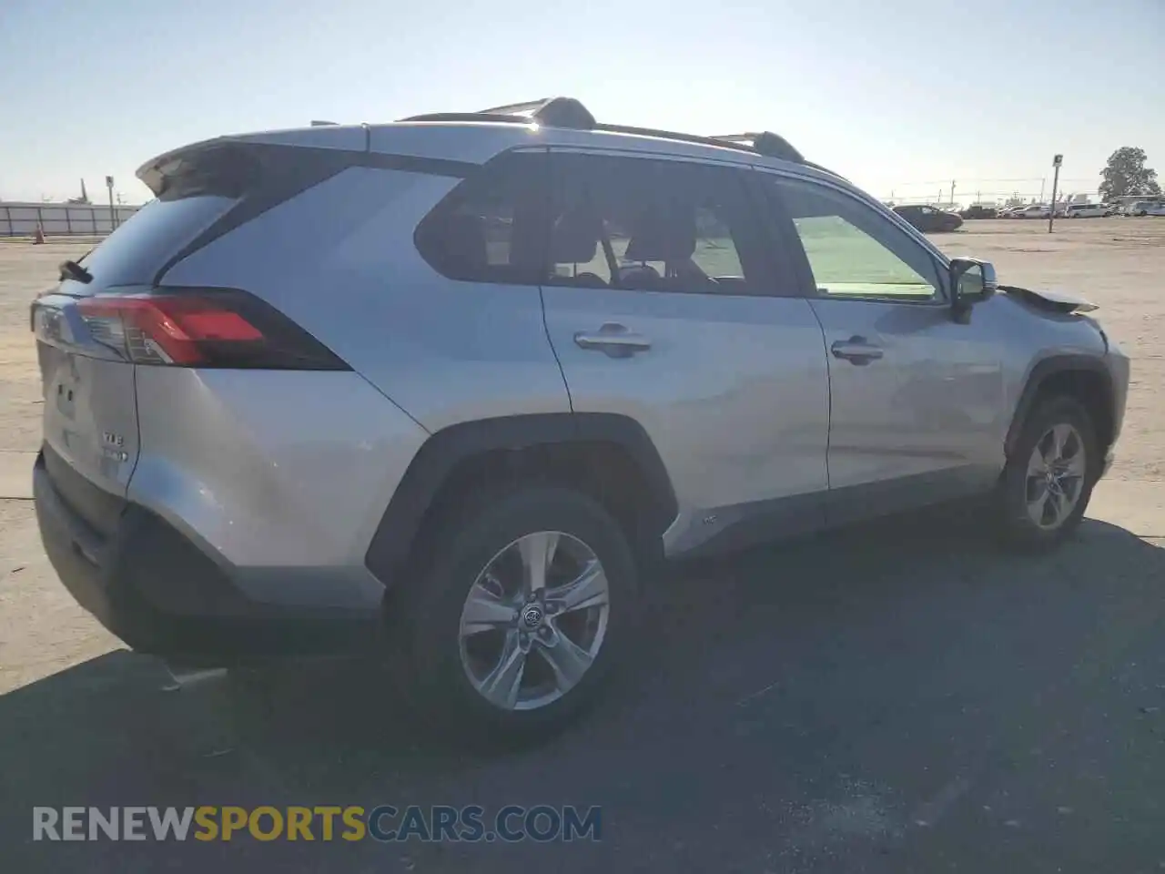 3 Фотография поврежденного автомобиля JTMRWRFV2PD177889 TOYOTA RAV4 2023