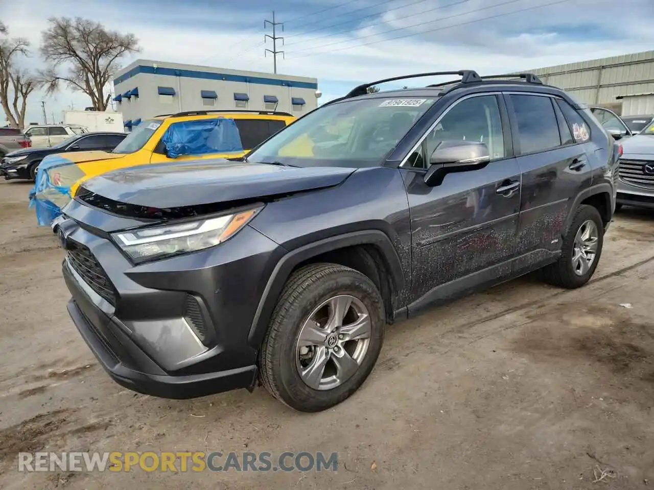 1 Фотография поврежденного автомобиля JTMRWRFV4PD196296 TOYOTA RAV4 2023