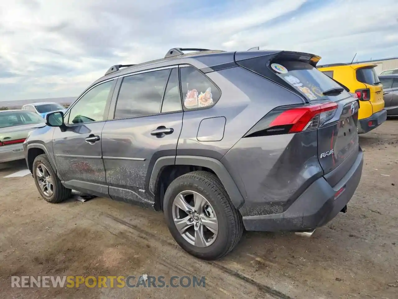 2 Фотография поврежденного автомобиля JTMRWRFV4PD196296 TOYOTA RAV4 2023