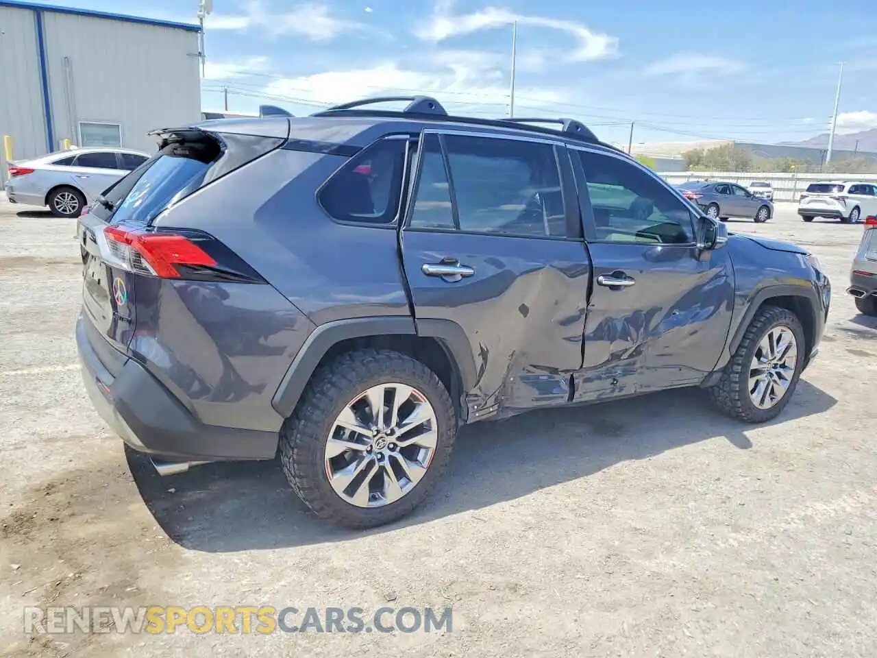 3 Фотография поврежденного автомобиля JTMY1RFV7PJ024890 TOYOTA RAV4 2023