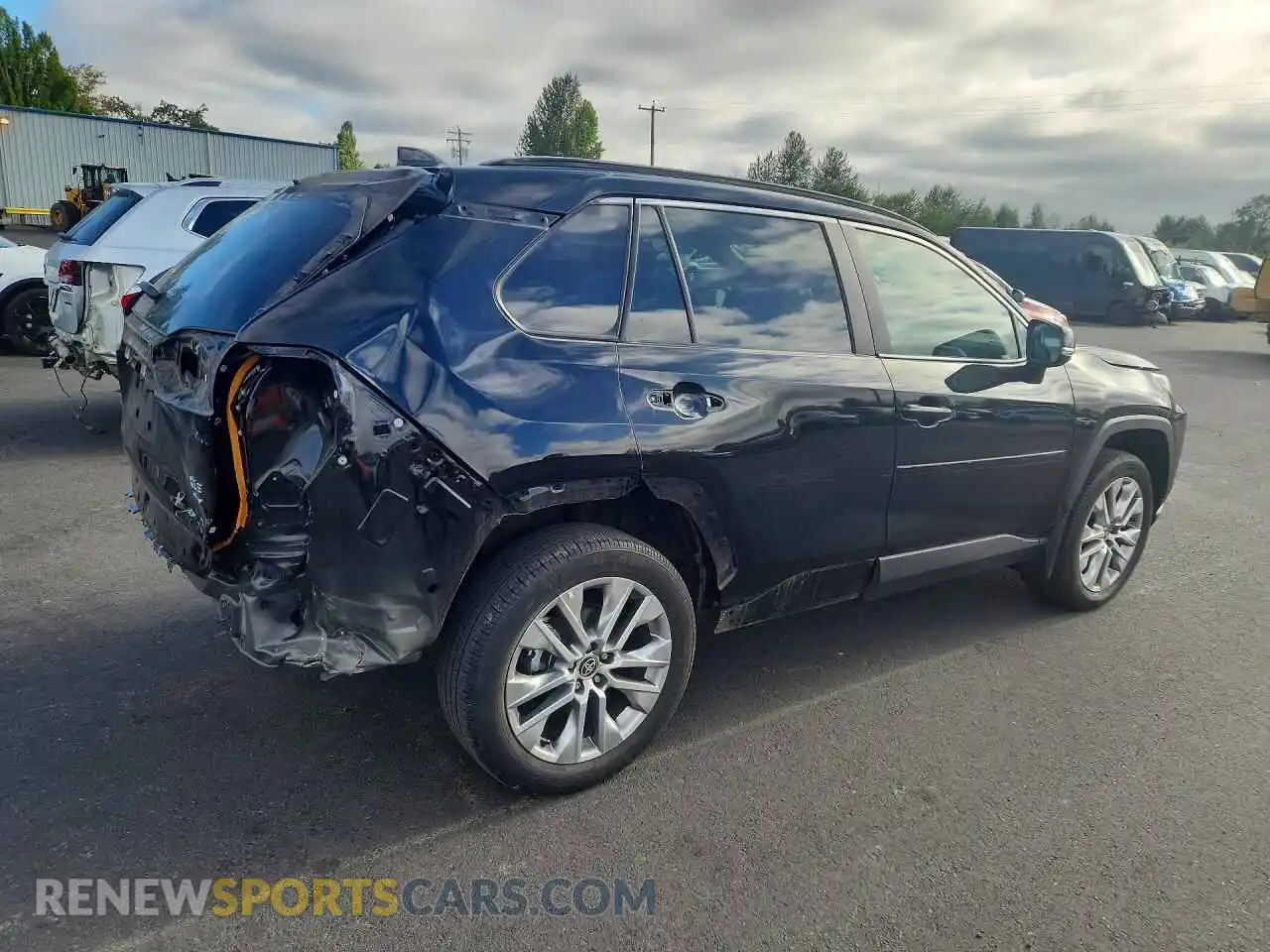 3 Photograph of a damaged car 2T3A1RFV0RC441615 TOYOTA RAV4 2024