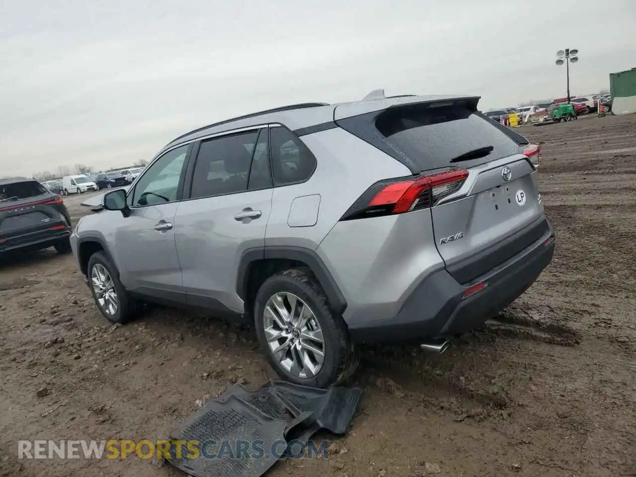 2 Photograph of a damaged car 2T3A1RFV0RC463484 TOYOTA RAV4 2024