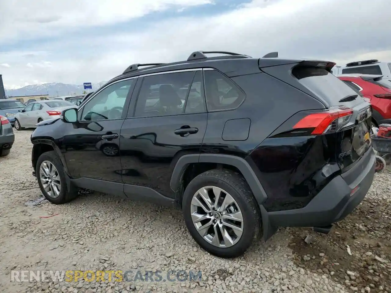 2 Photograph of a damaged car 2T3A1RFV2RC451305 TOYOTA RAV4 2024