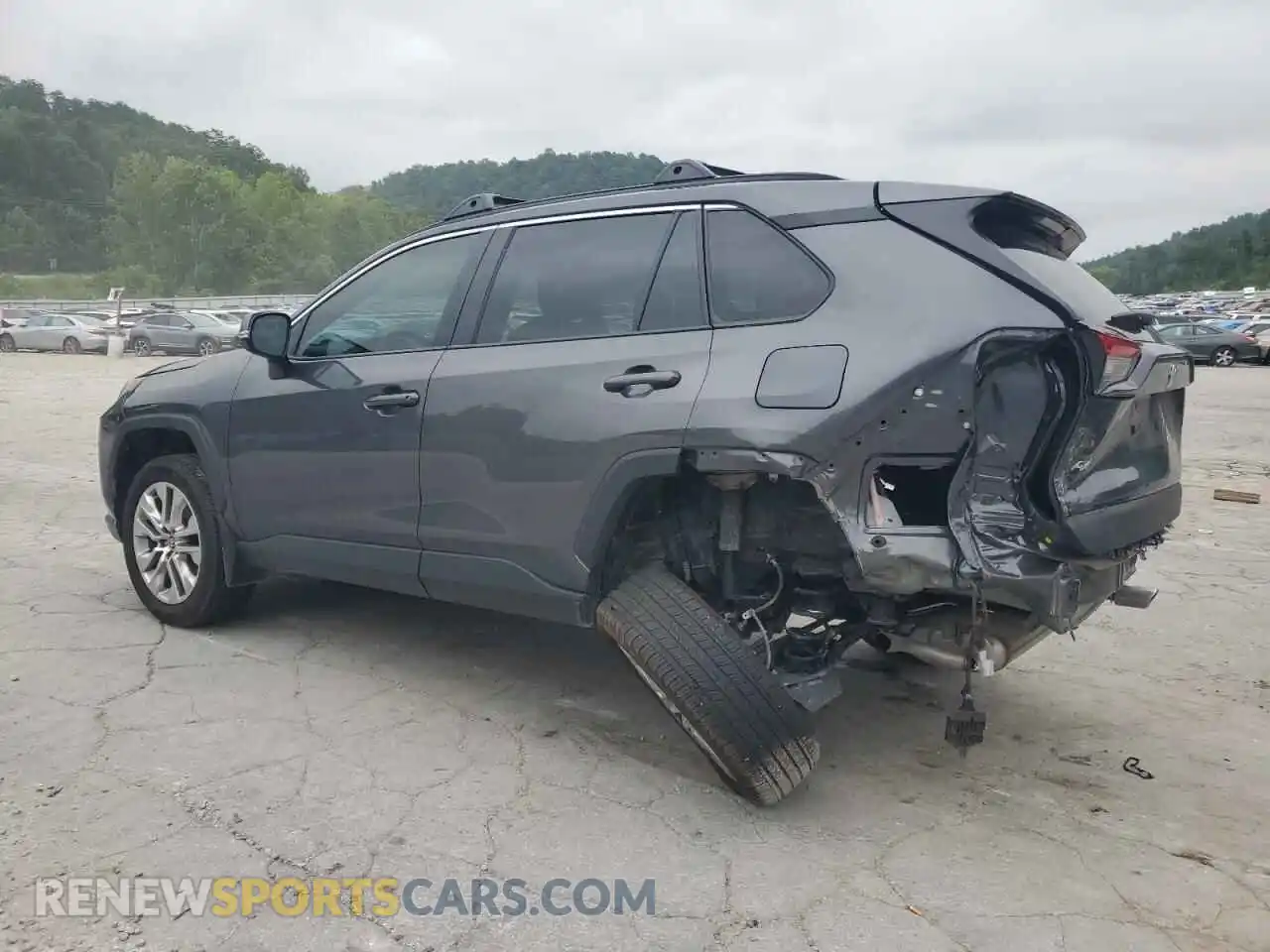2 fotografías del automóvil dañado 2T3A1RFV2RW484125 TOYOTA RAV4 2024