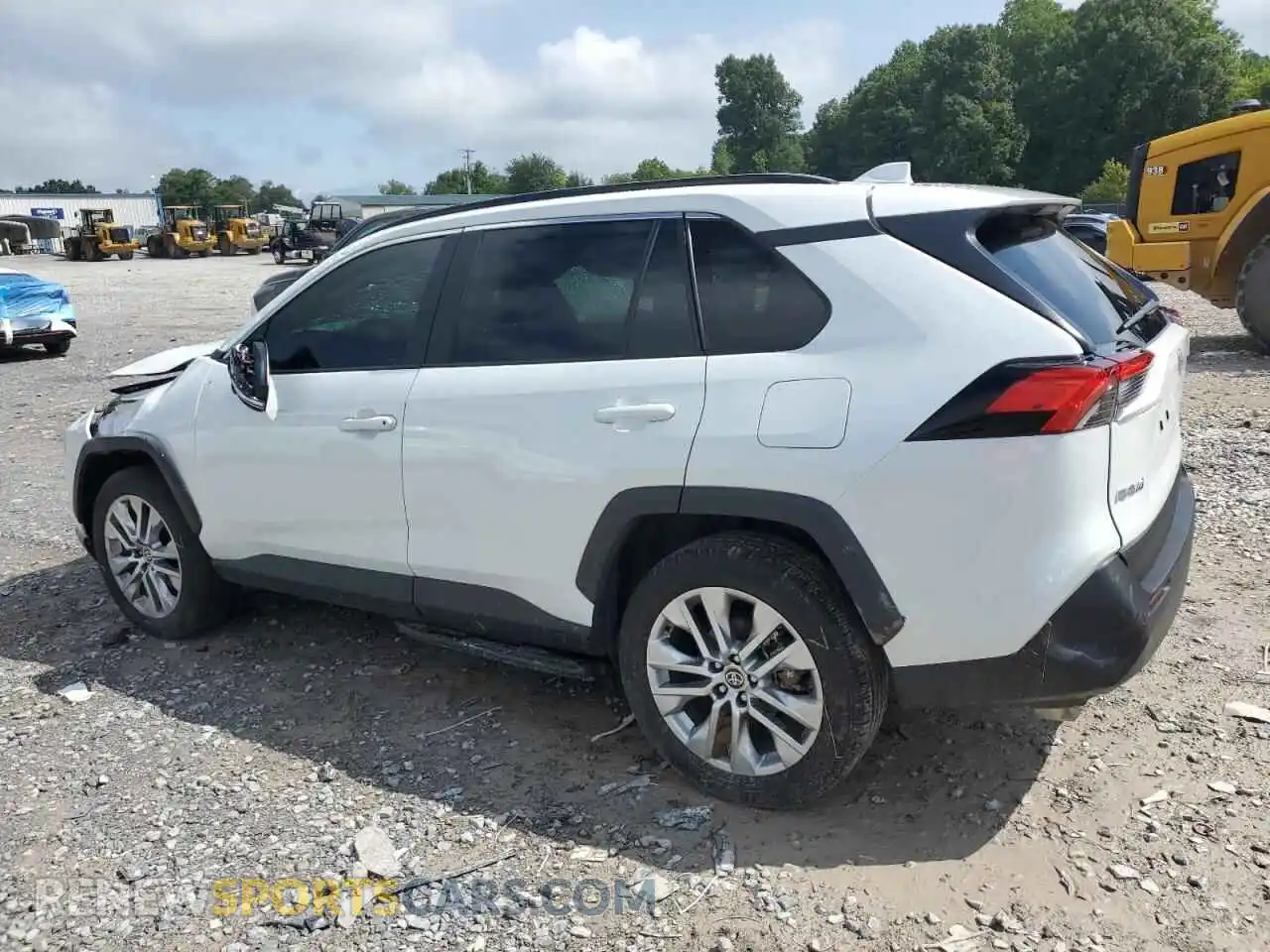 2 Photograph of a damaged car 2T3A1RFV2RW493665 TOYOTA RAV4 2024