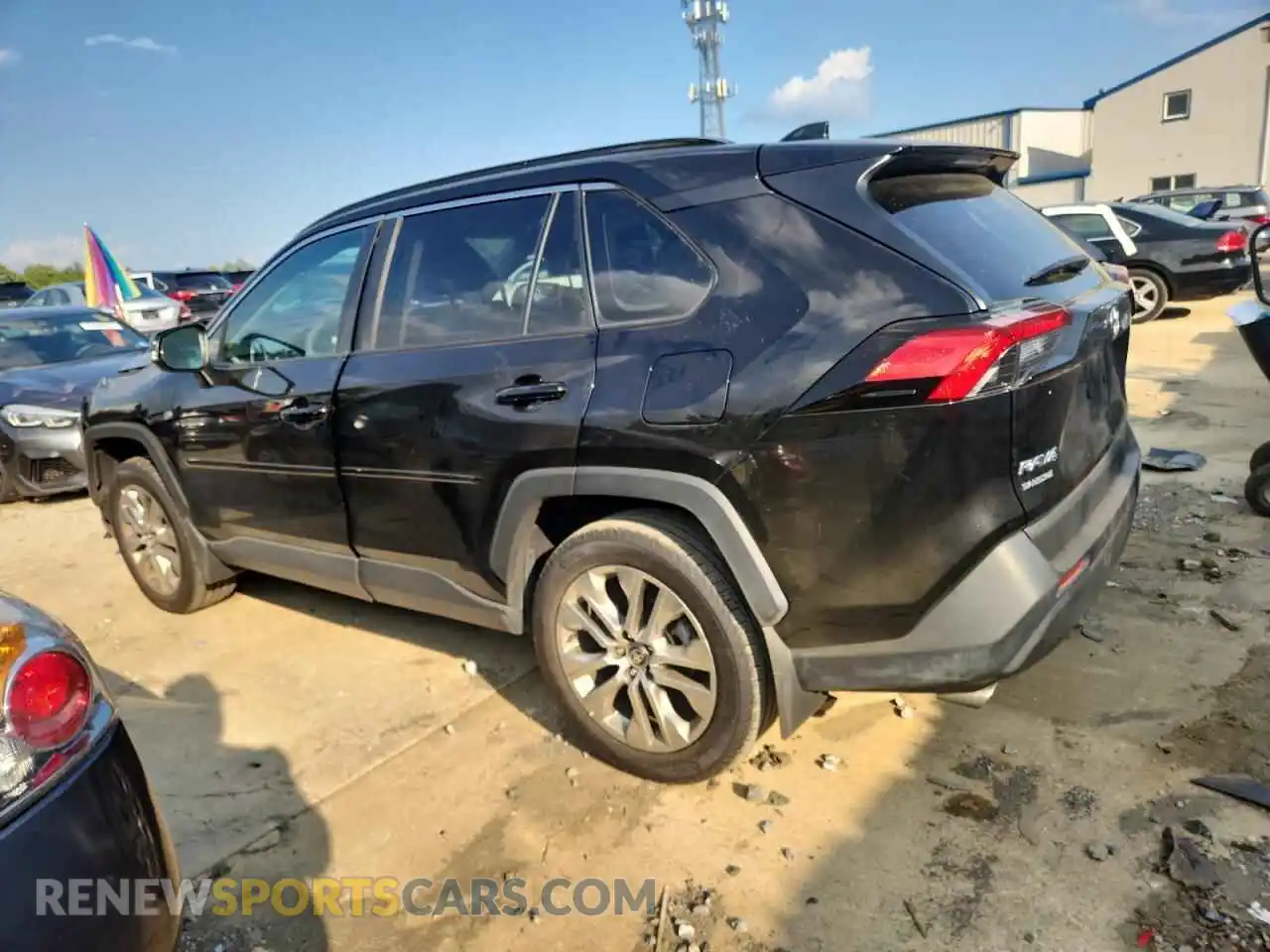 2 Photograph of a damaged car 2T3A1RFV3RC407183 TOYOTA RAV4 2024