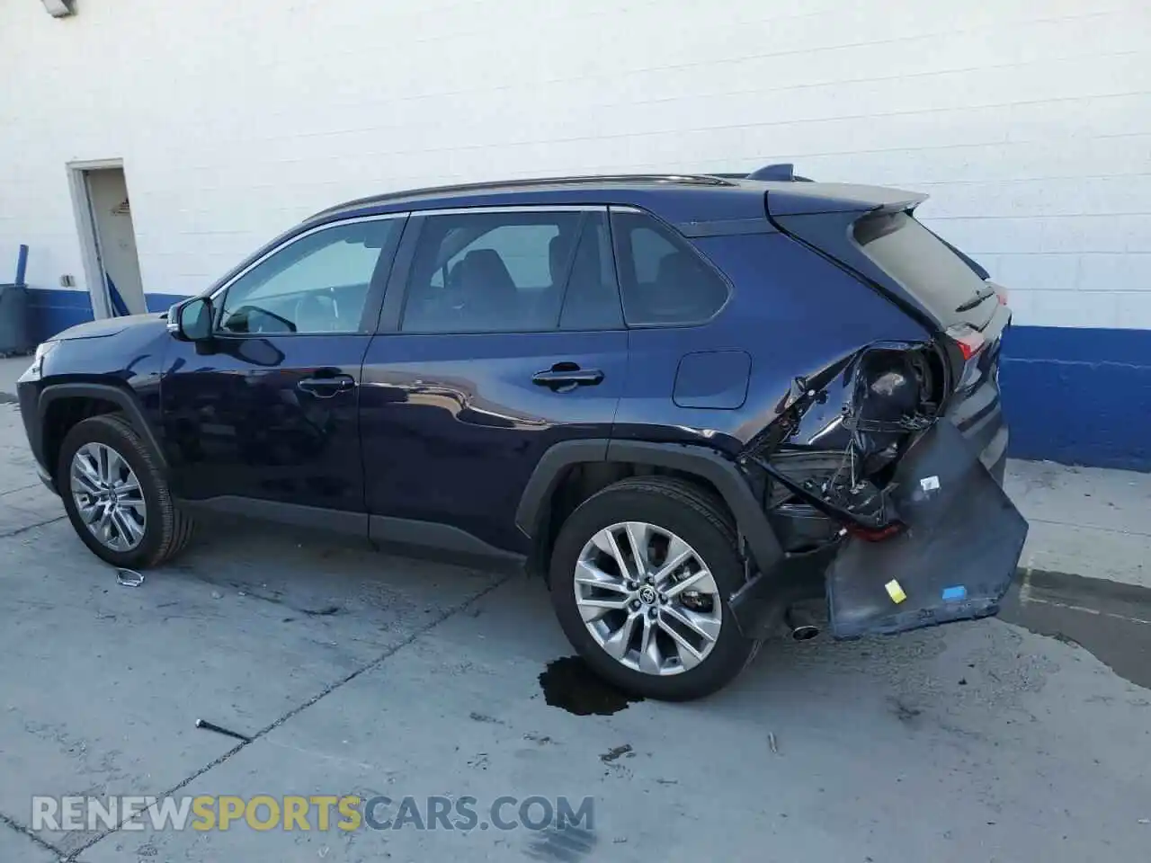 2 Photograph of a damaged car 2T3A1RFV4RW424525 TOYOTA RAV4 2024
