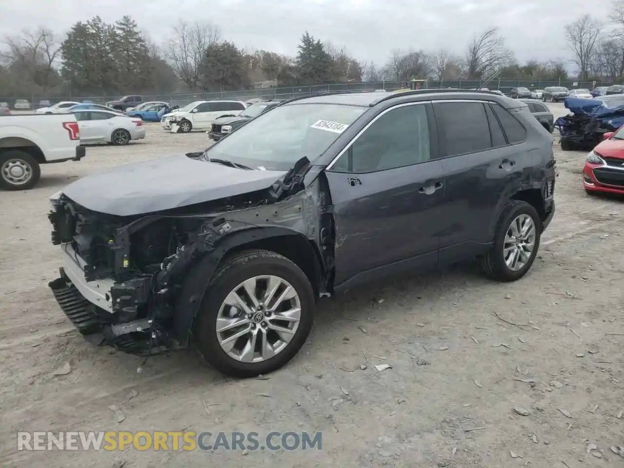 1 Photograph of a damaged car 2T3A1RFV7RC435732 TOYOTA RAV4 2024
