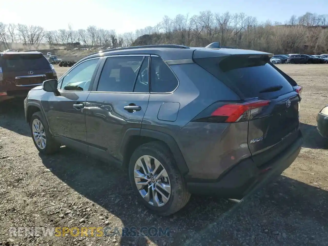 2 Photograph of a damaged car 2T3A1RFV8RC437554 TOYOTA RAV4 2024