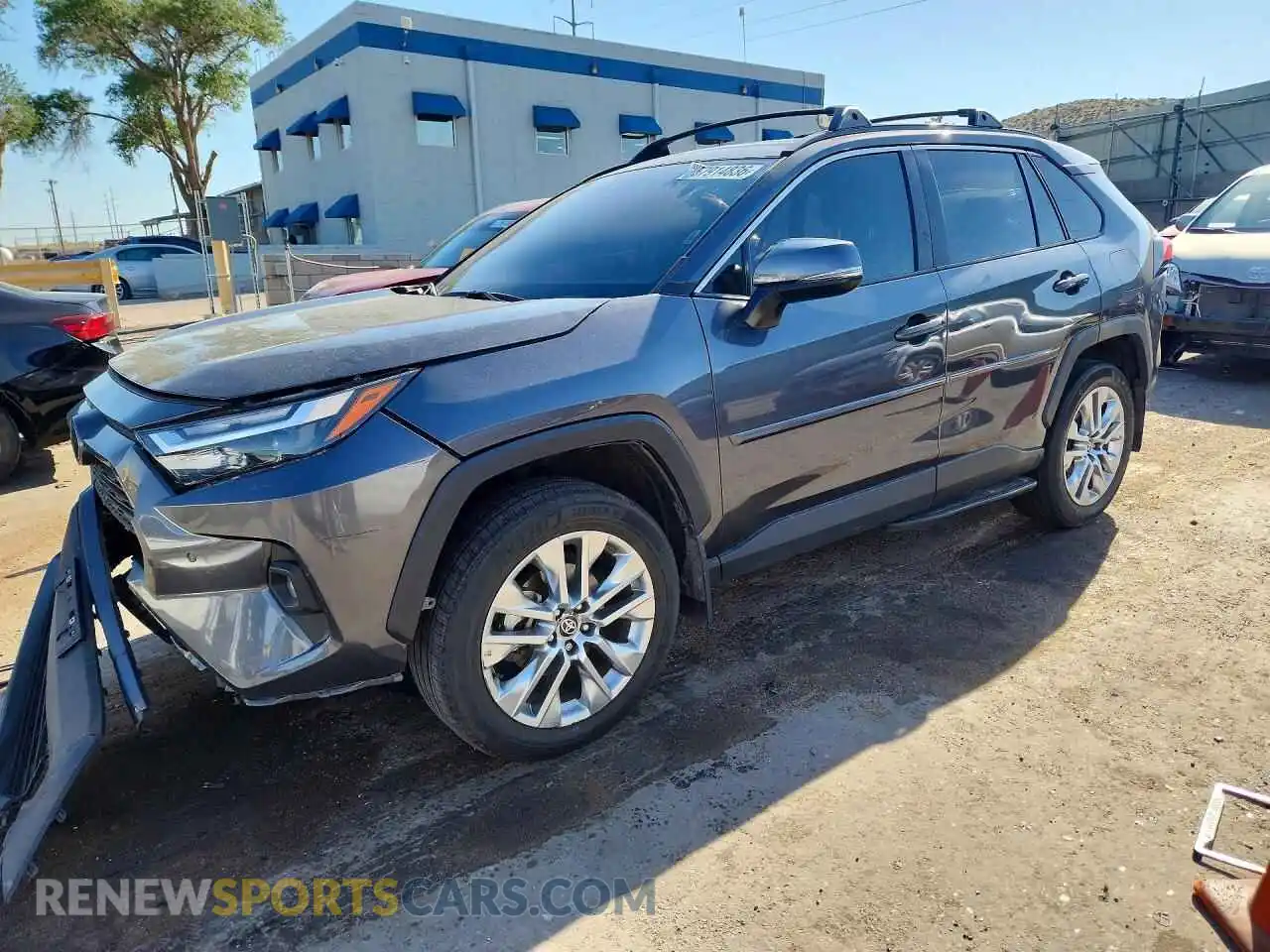 2 fotografías del automóvil dañado 2T3A1RFV8RC480467 TOYOTA RAV4 2024
