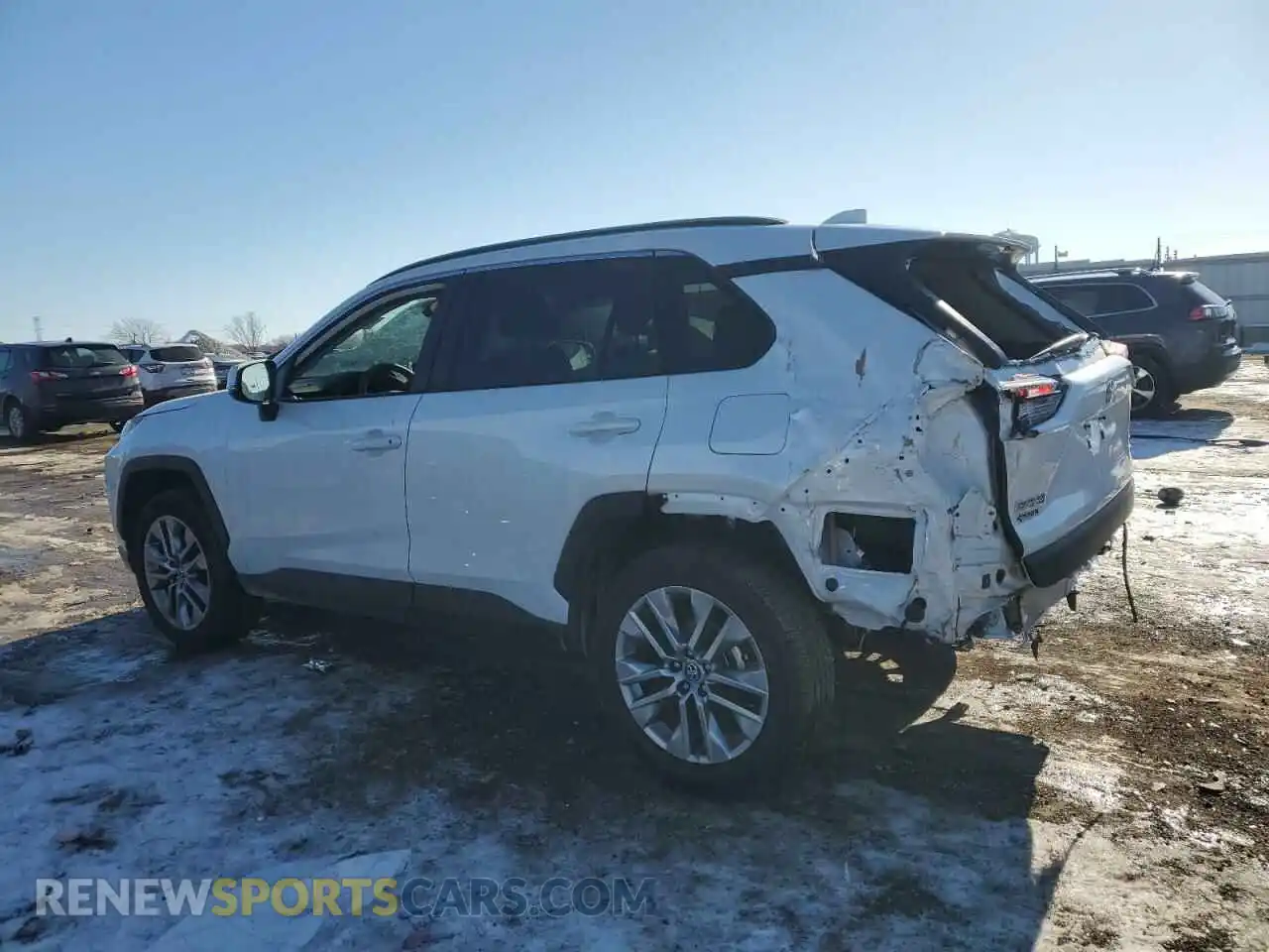 2 fotografías del automóvil dañado 2T3A1RFV8RW465899 TOYOTA RAV4 2024