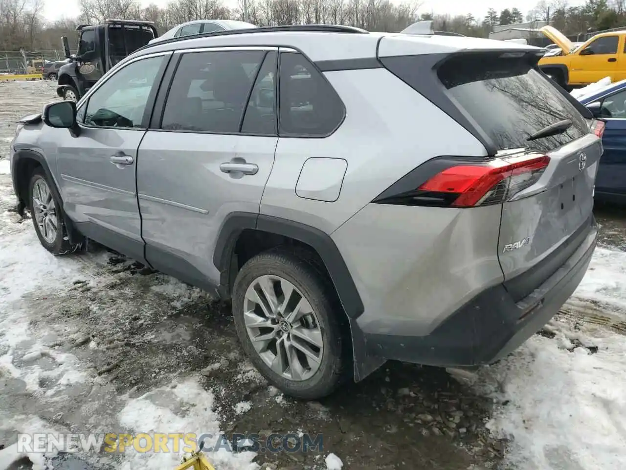 2 Photograph of a damaged car 2T3A1RFVXRC458826 TOYOTA RAV4 2024