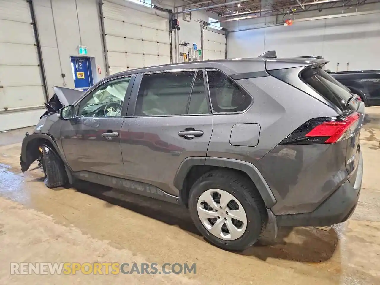2 fotografías del automóvil dañado 2T3B1RFV9RC490784 TOYOTA RAV4 2024