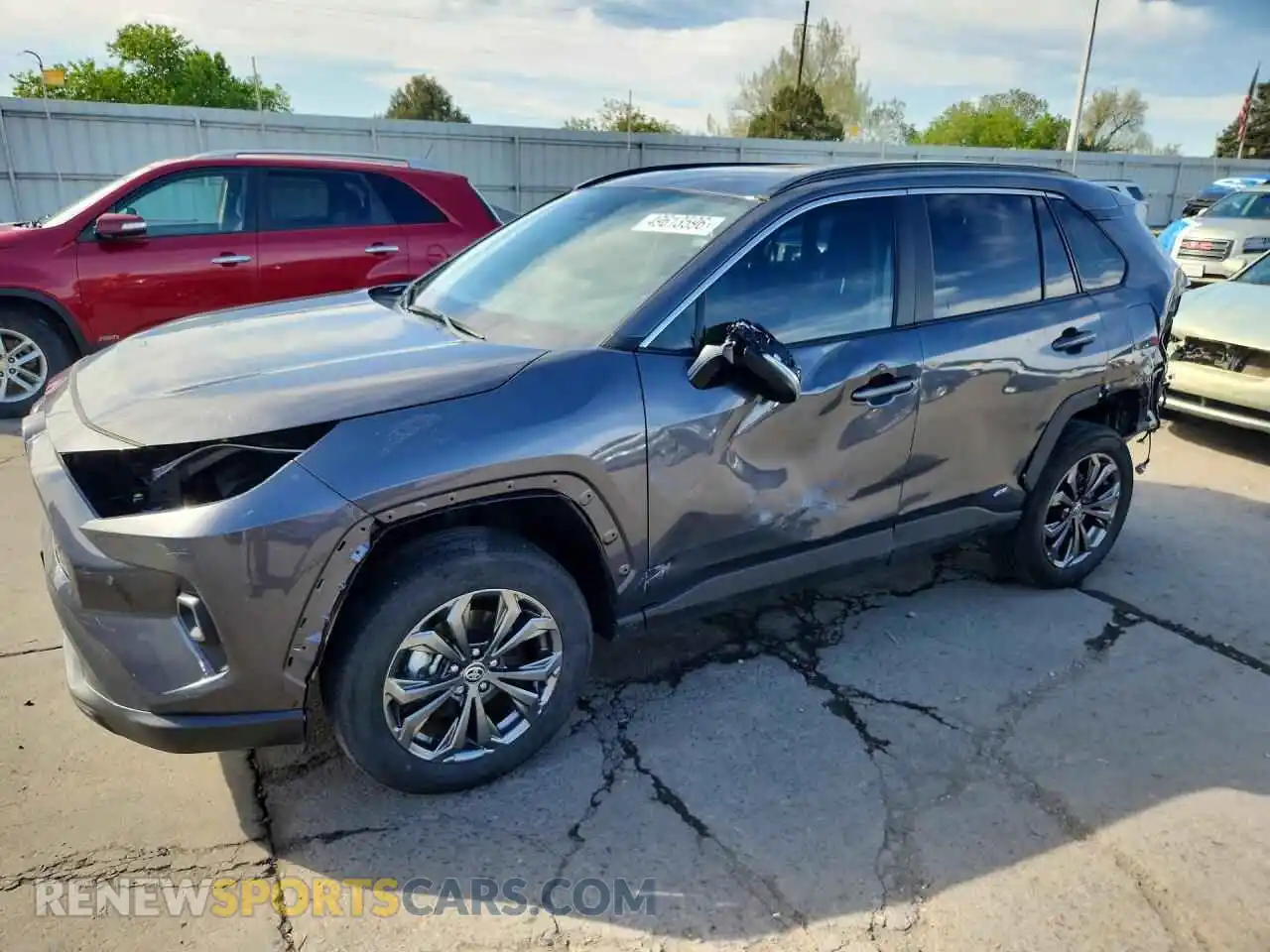 1 Photograph of a damaged car 2T3B6RFV6RW062817 TOYOTA RAV4 2024
