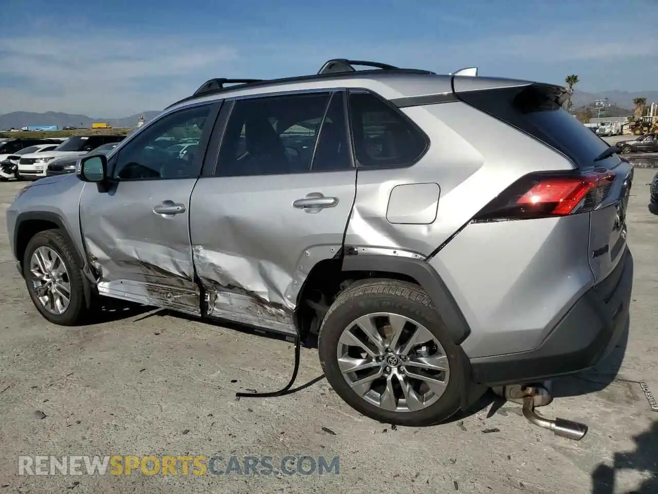 2 Photograph of a damaged car 2T3C1RFV8RC294274 TOYOTA RAV4 2024