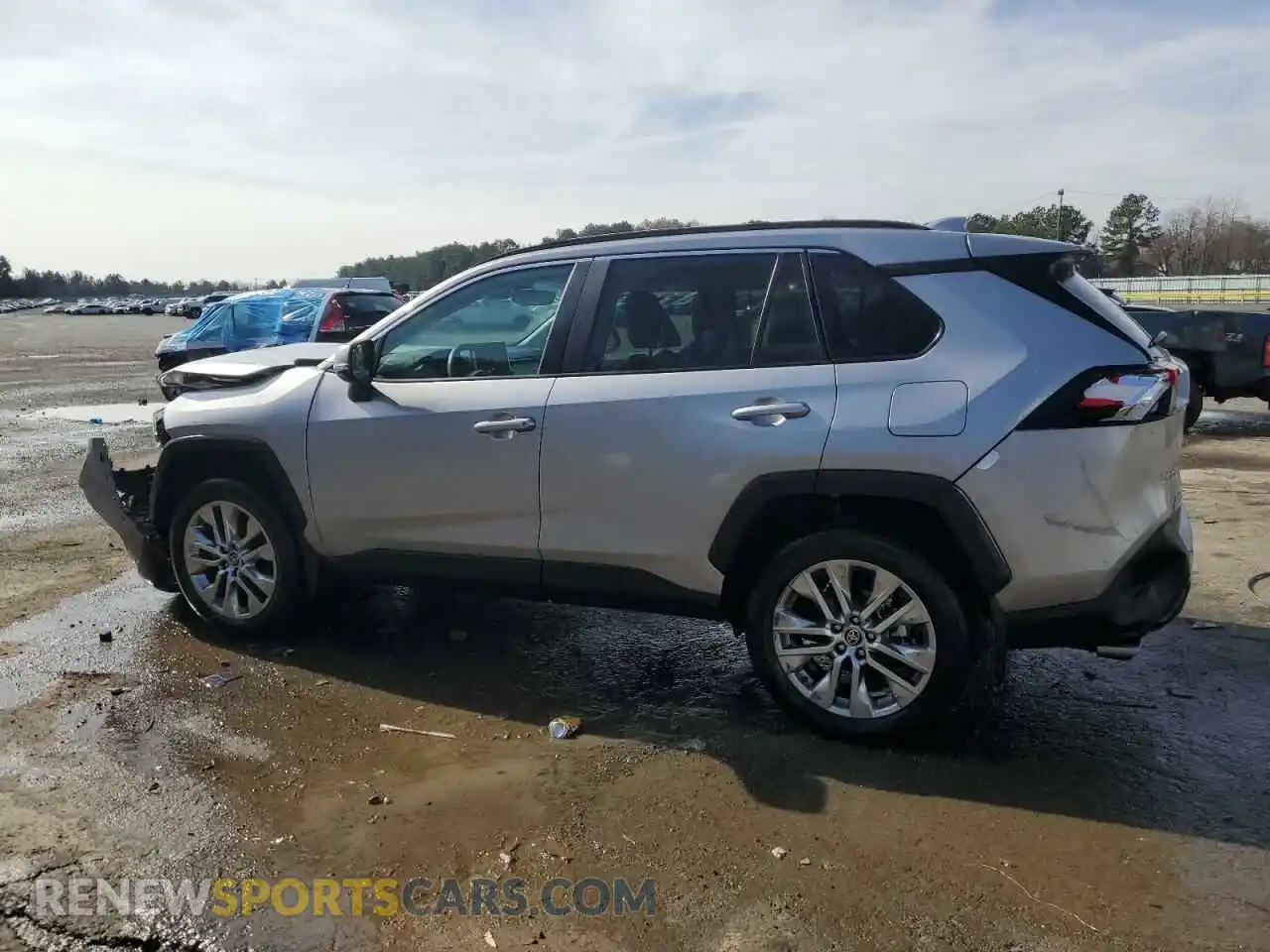 2 Фотография поврежденного автомобиля 2T3C1RFV9RC263941 TOYOTA RAV4 2024