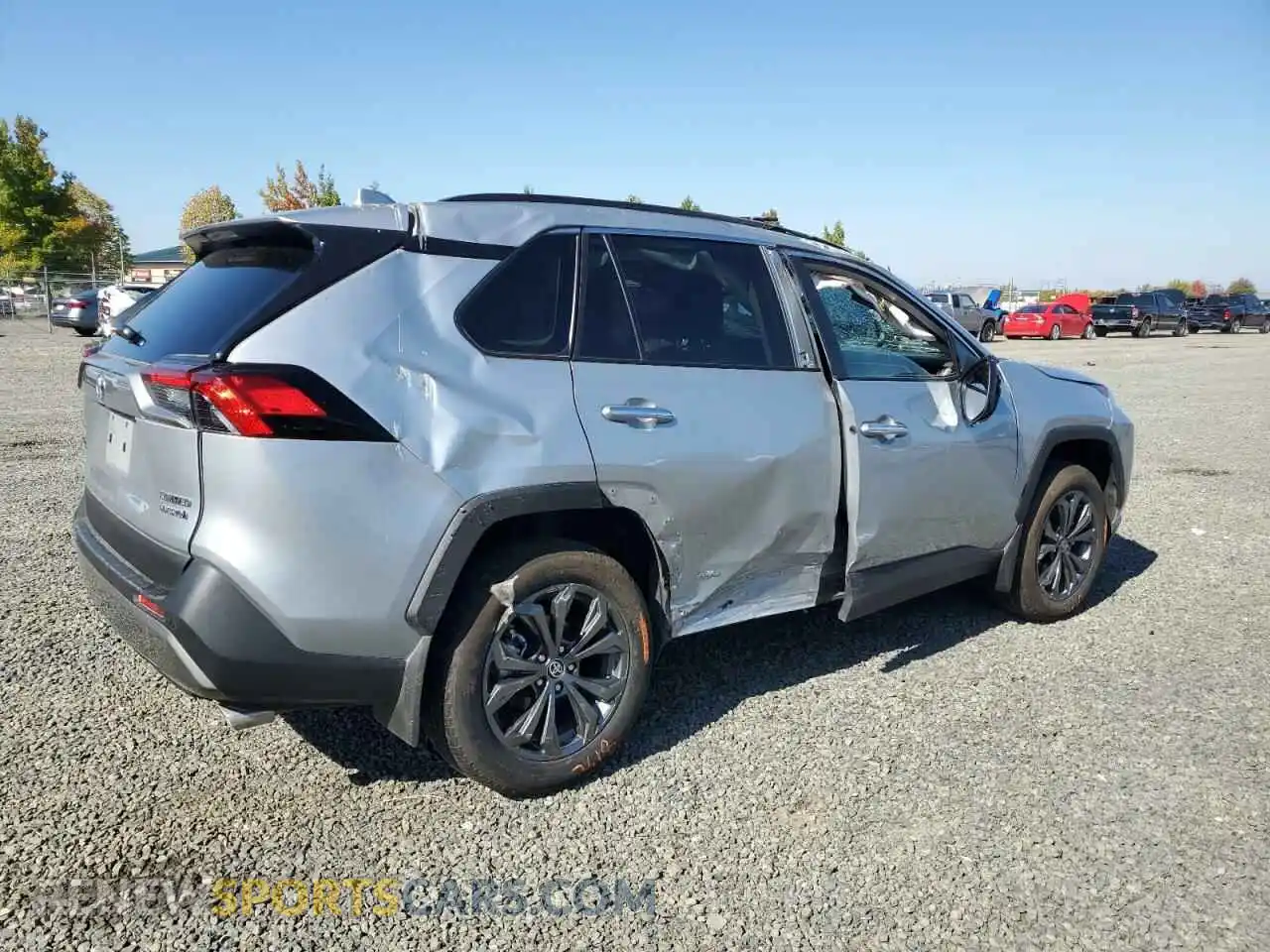 3 fotografías del automóvil dañado 2T3D6RFV0RW057556 TOYOTA RAV4 2024