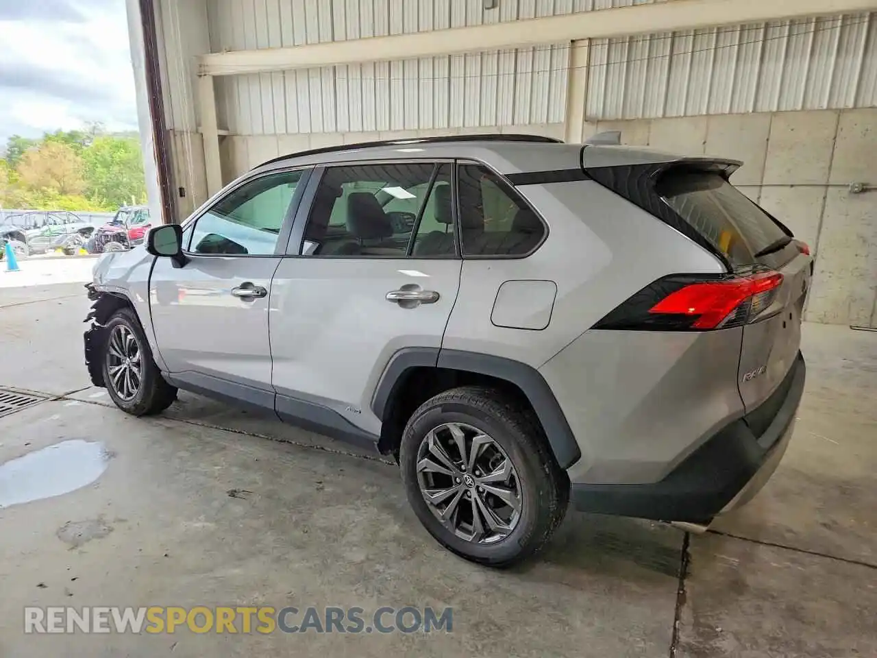 2 Фотография поврежденного автомобиля 2T3D6RFV2RW070423 TOYOTA RAV4 2024