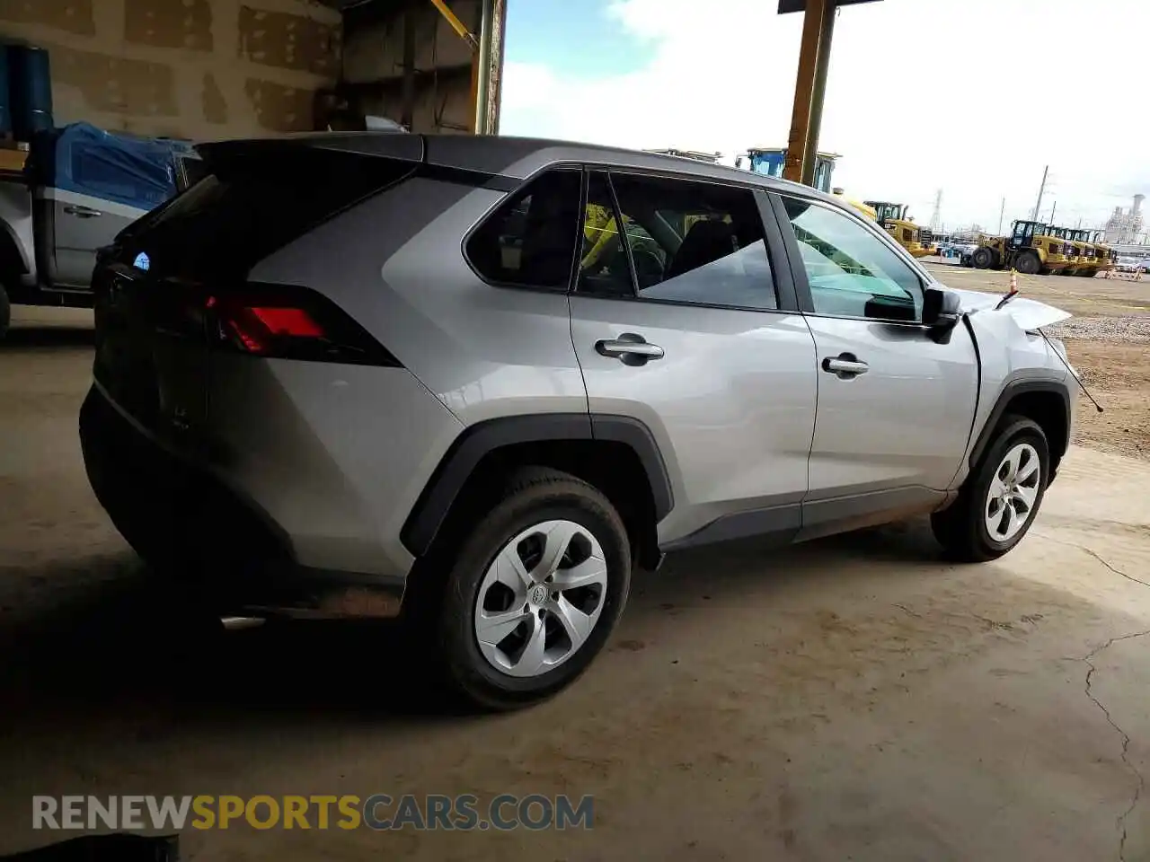 3 Photograph of a damaged car 2T3F1RFV1RC453584 TOYOTA RAV4 2024