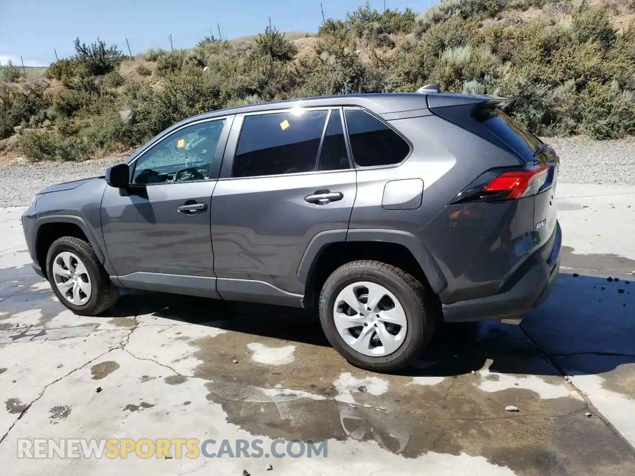 2 Photograph of a damaged car 2T3F1RFV1RW417909 TOYOTA RAV4 2024