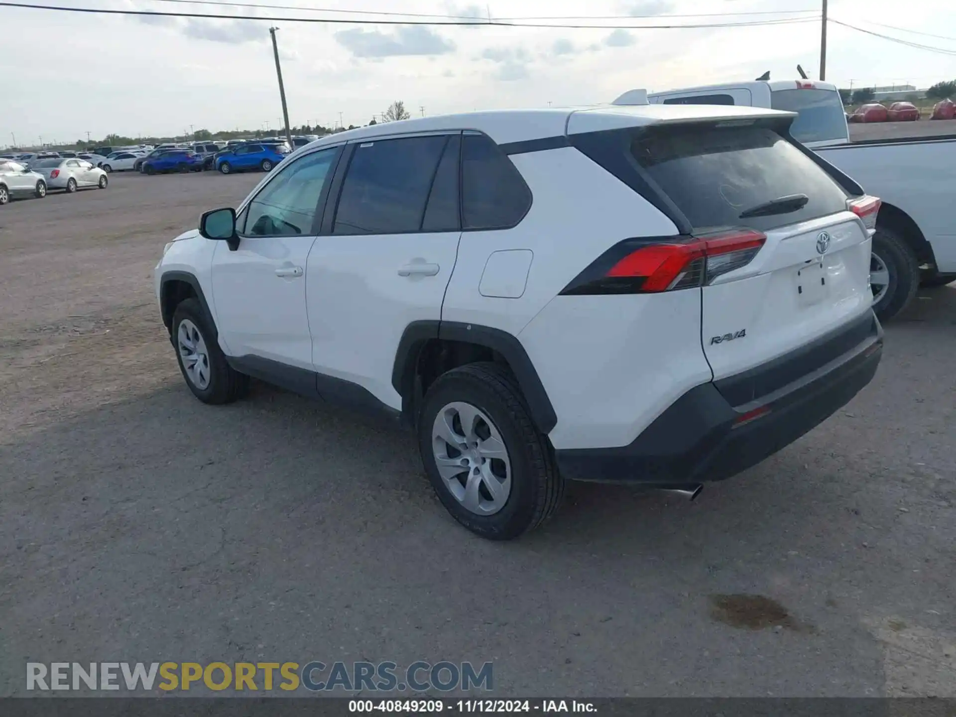 3 Фотография поврежденного автомобиля 2T3F1RFV1RW429686 TOYOTA RAV4 2024