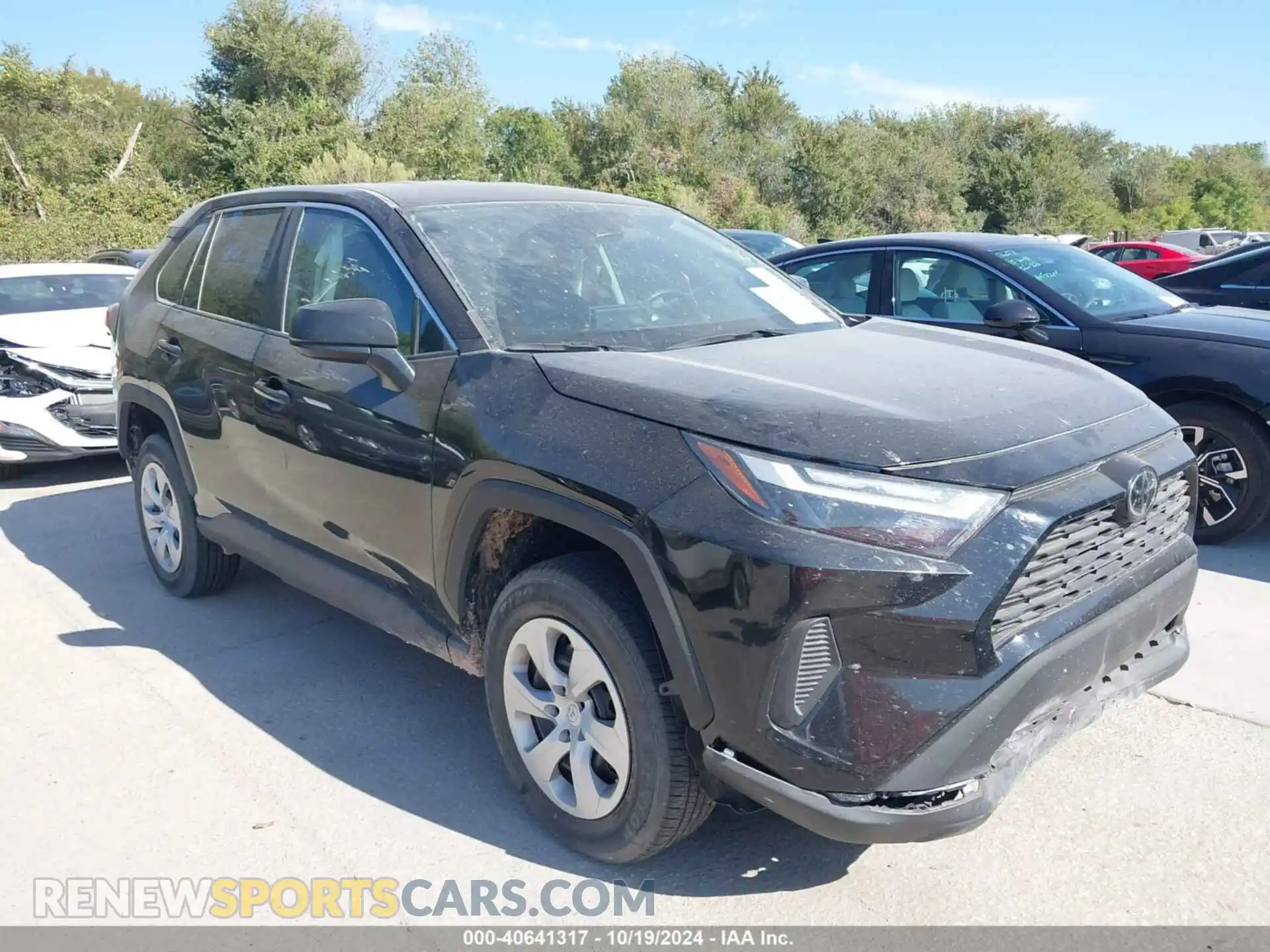 1 Photograph of a damaged car 2T3F1RFV2RC427043 TOYOTA RAV4 2024
