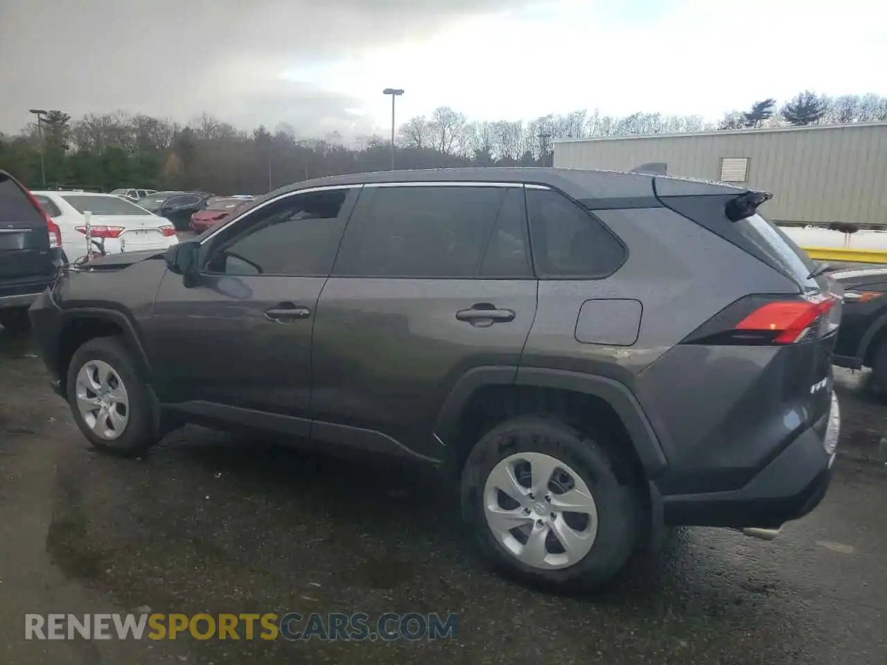 2 fotografías del automóvil dañado 2T3F1RFV3RC432591 TOYOTA RAV4 2024